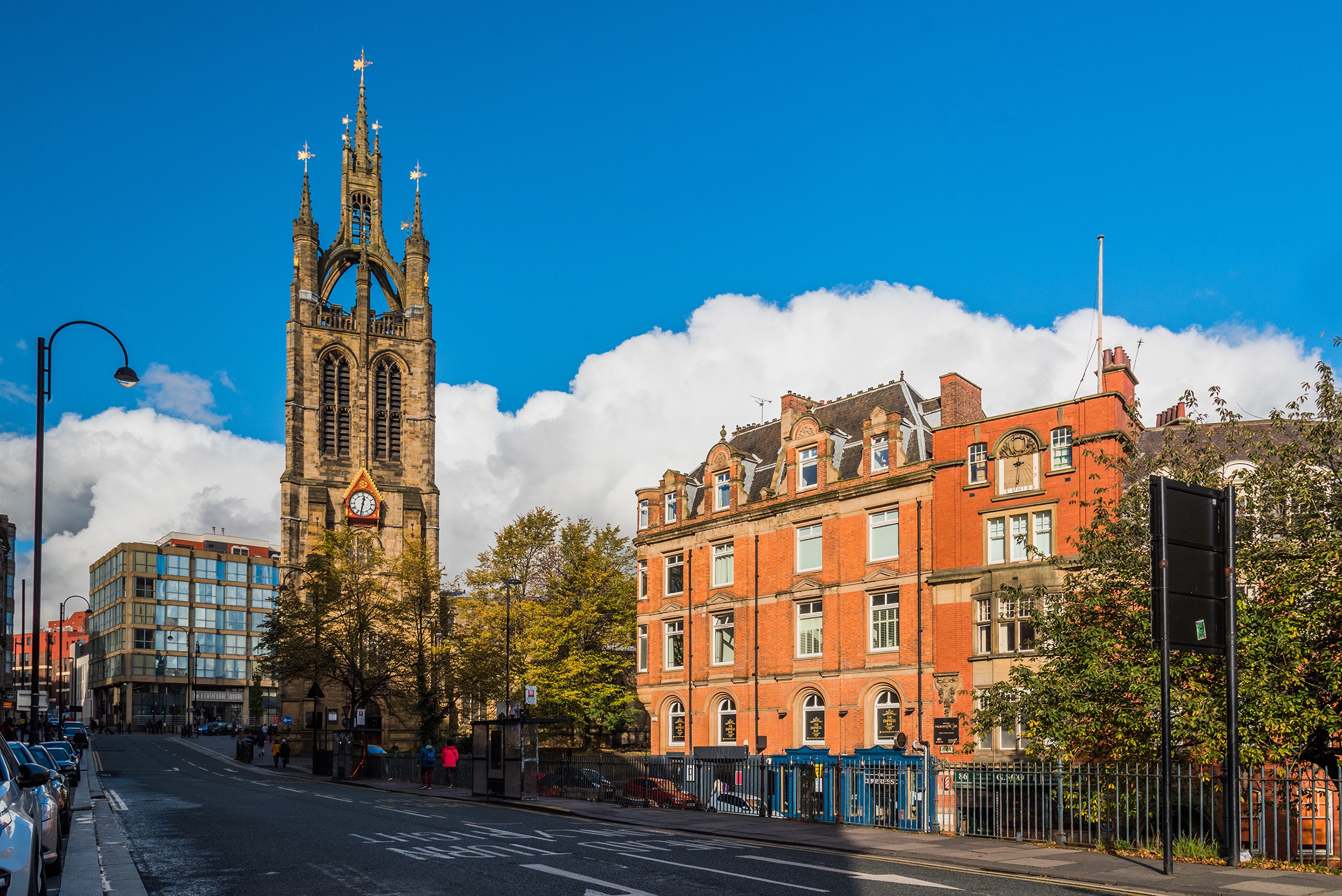 4K Newcastle Amen Corner England Sky Tower Street HD Wallpaper
