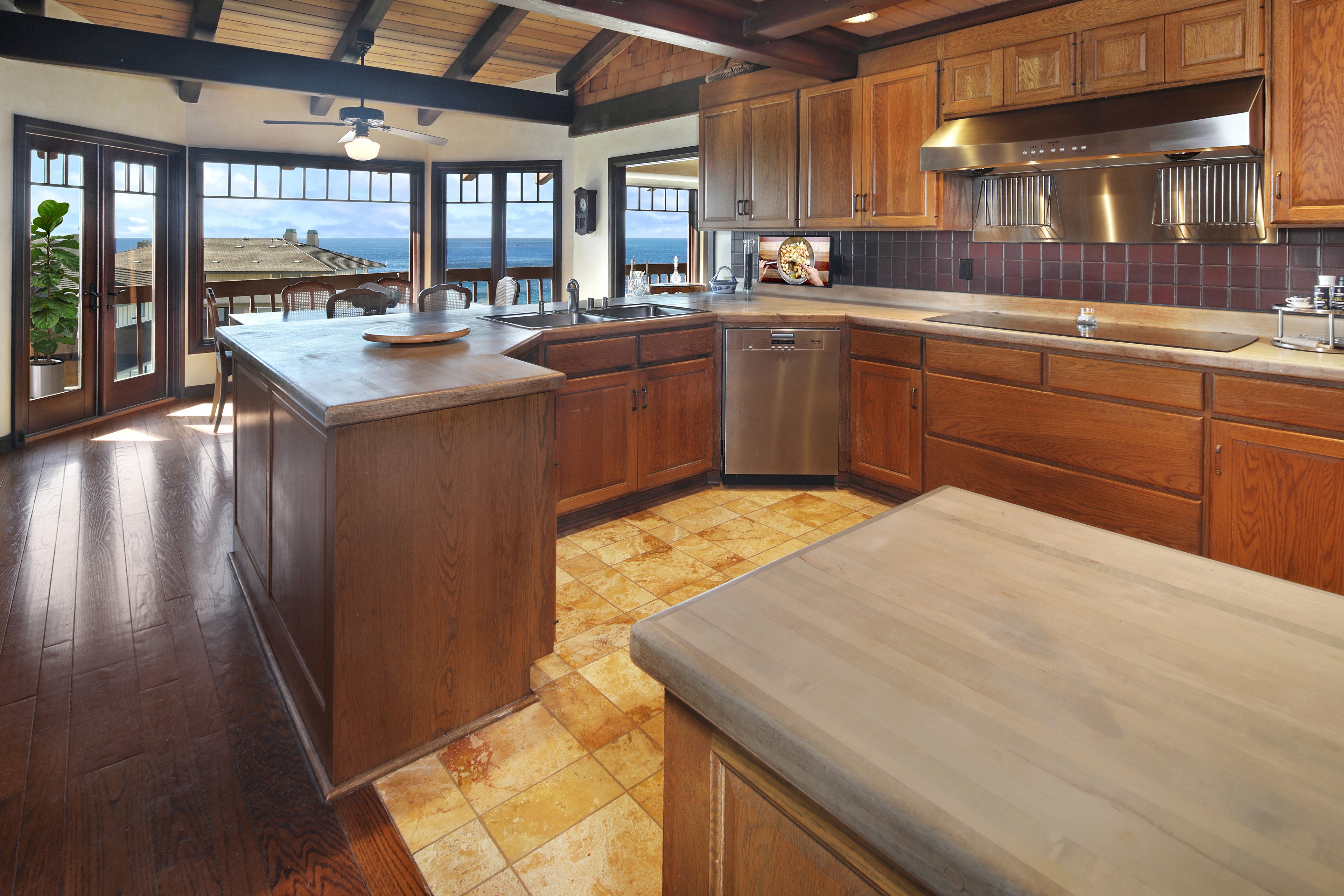 Kitchen with Ocean View HD Wallpaper