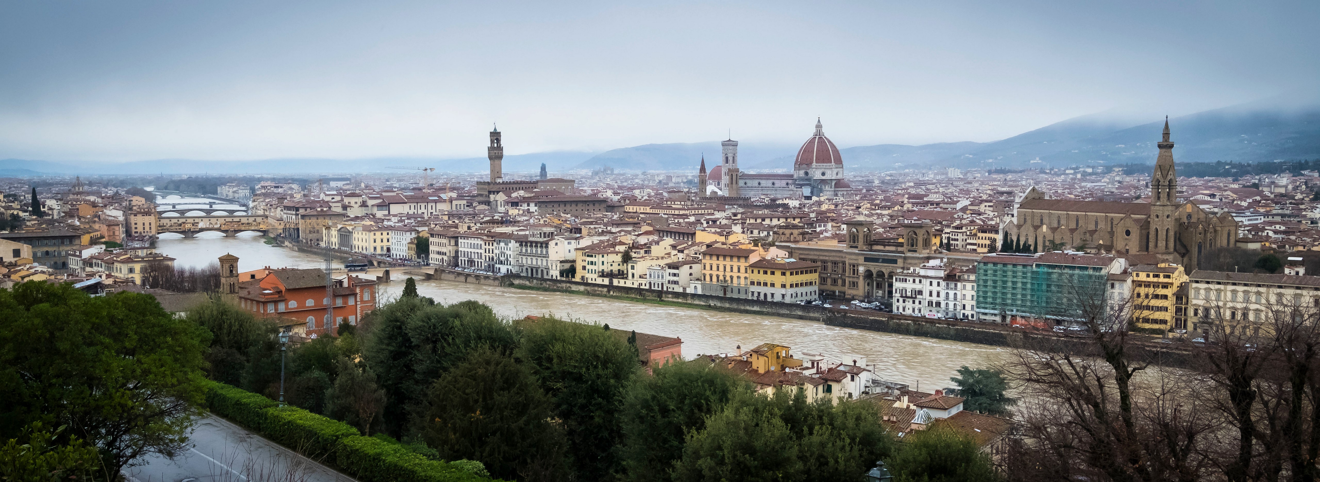 Florence panorama with Arno River and bridges HD Wallpaper