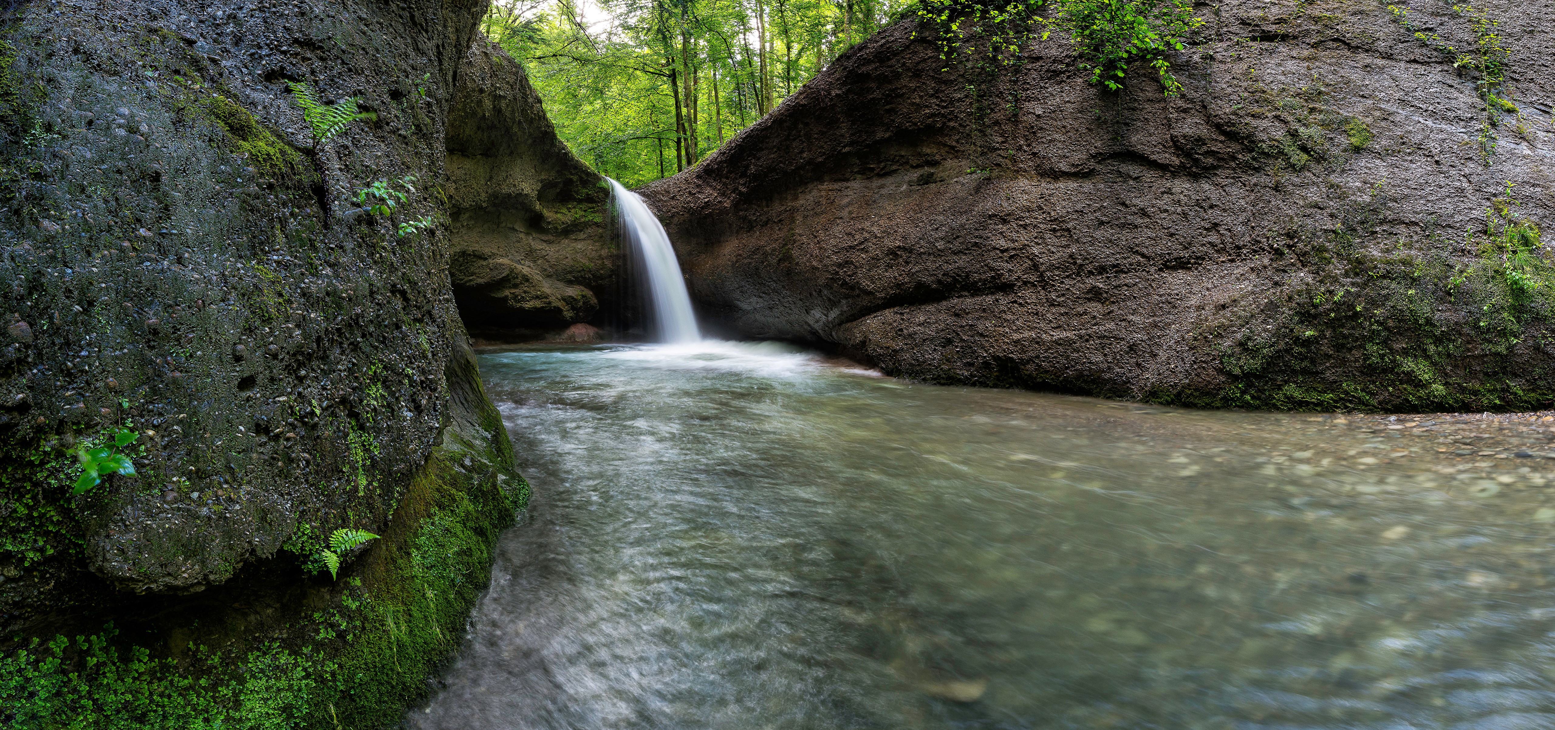 Unterer Giessen Waterfall in Switzerland 4K HD Wallpaper