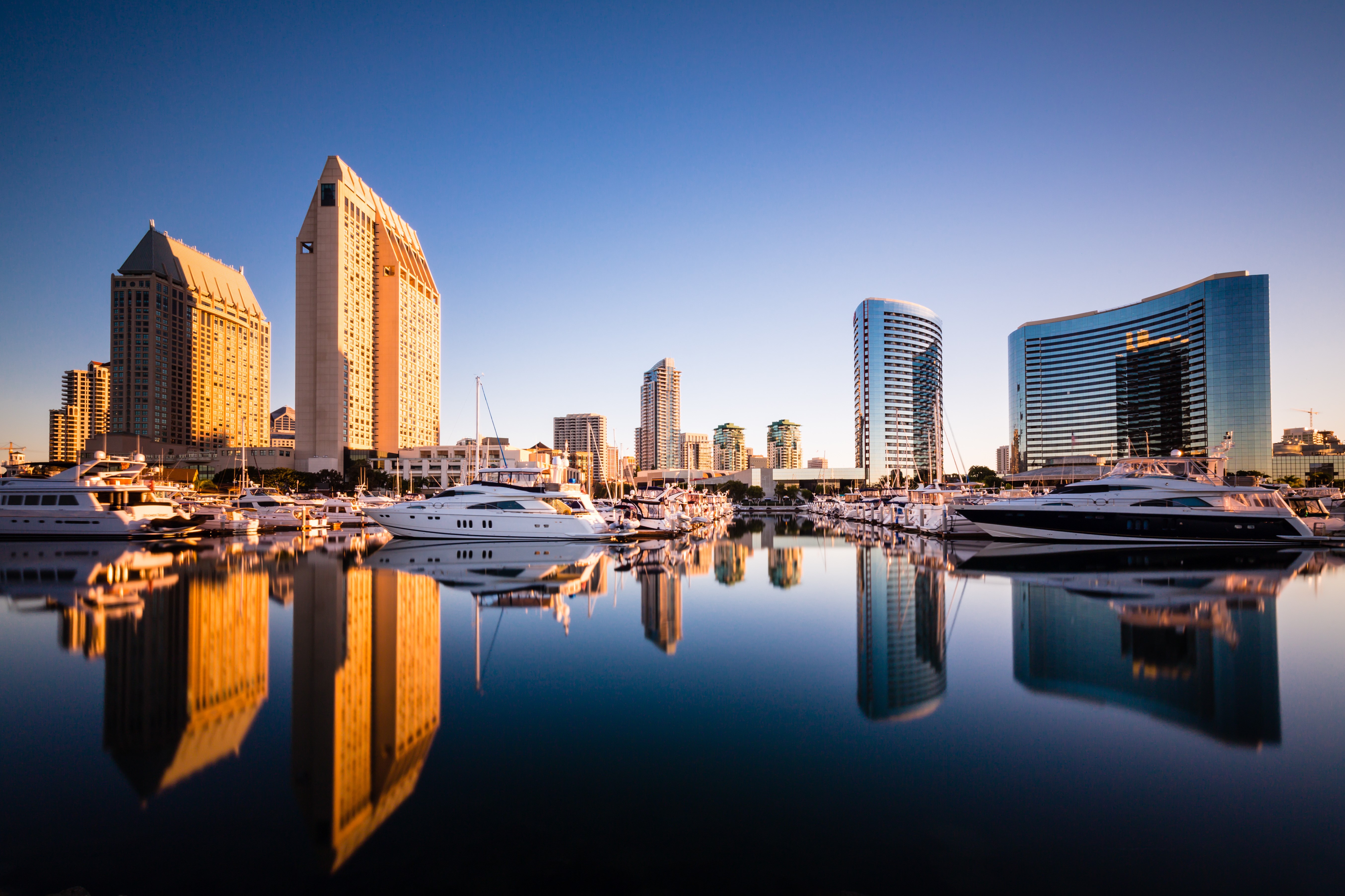 San Diego Marinas and Skyscrapers with Reflections HD Wallpaper