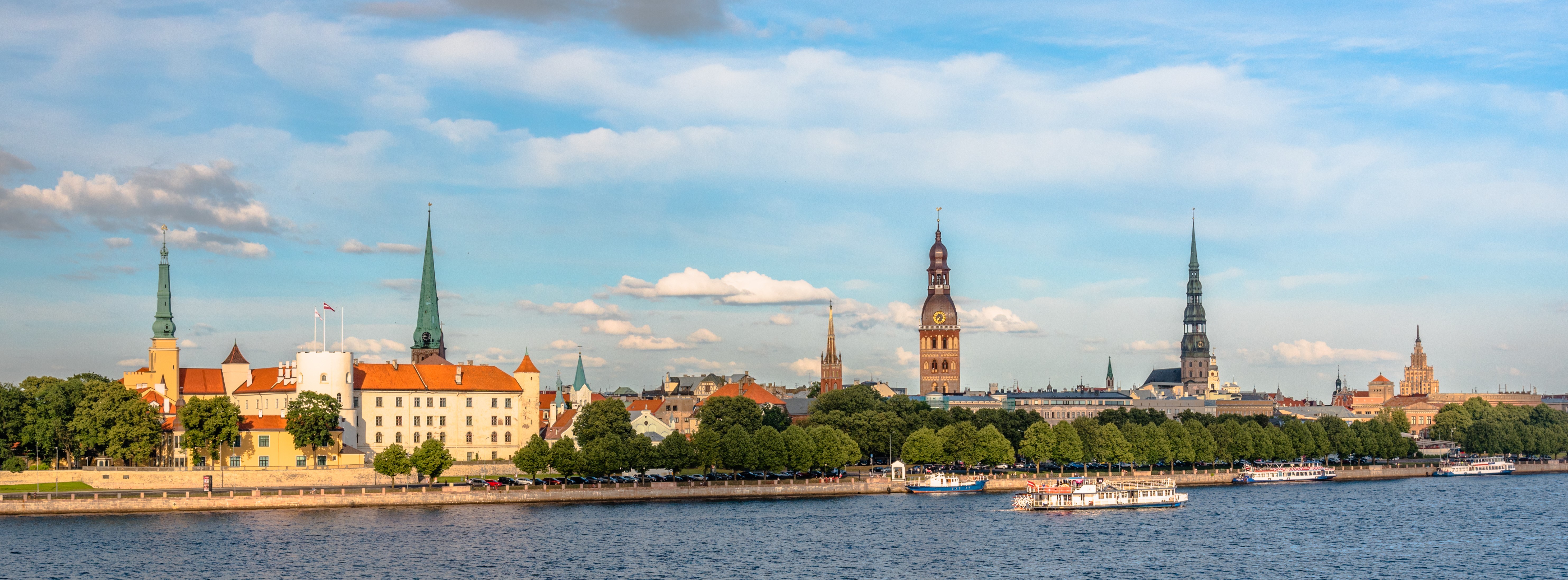 Riga, Latvia Panorama Waterfront with River and Buildings HD Wallpaper