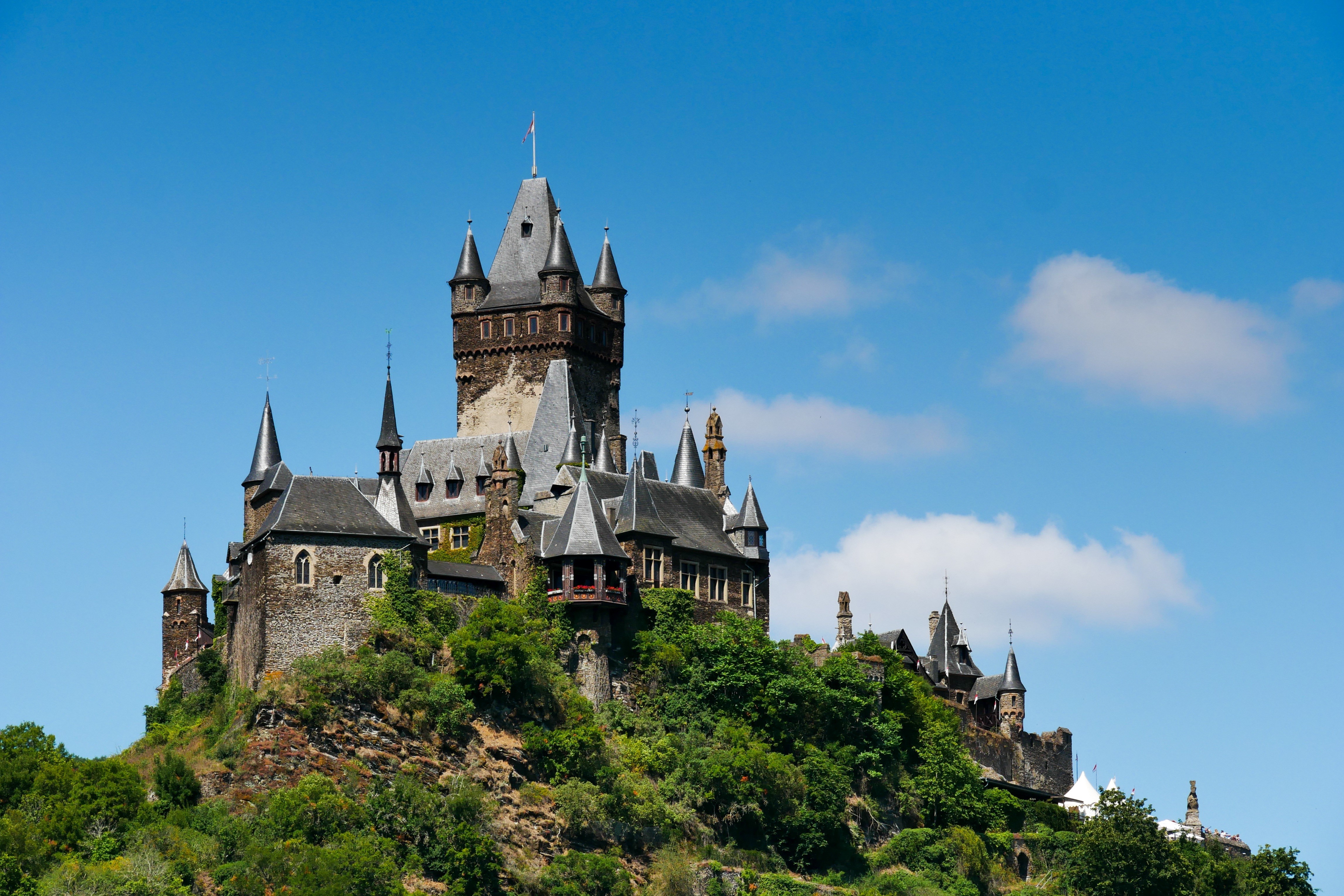 Cochem Castle in Rhineland-Palatinate, Germany HD Wallpaper