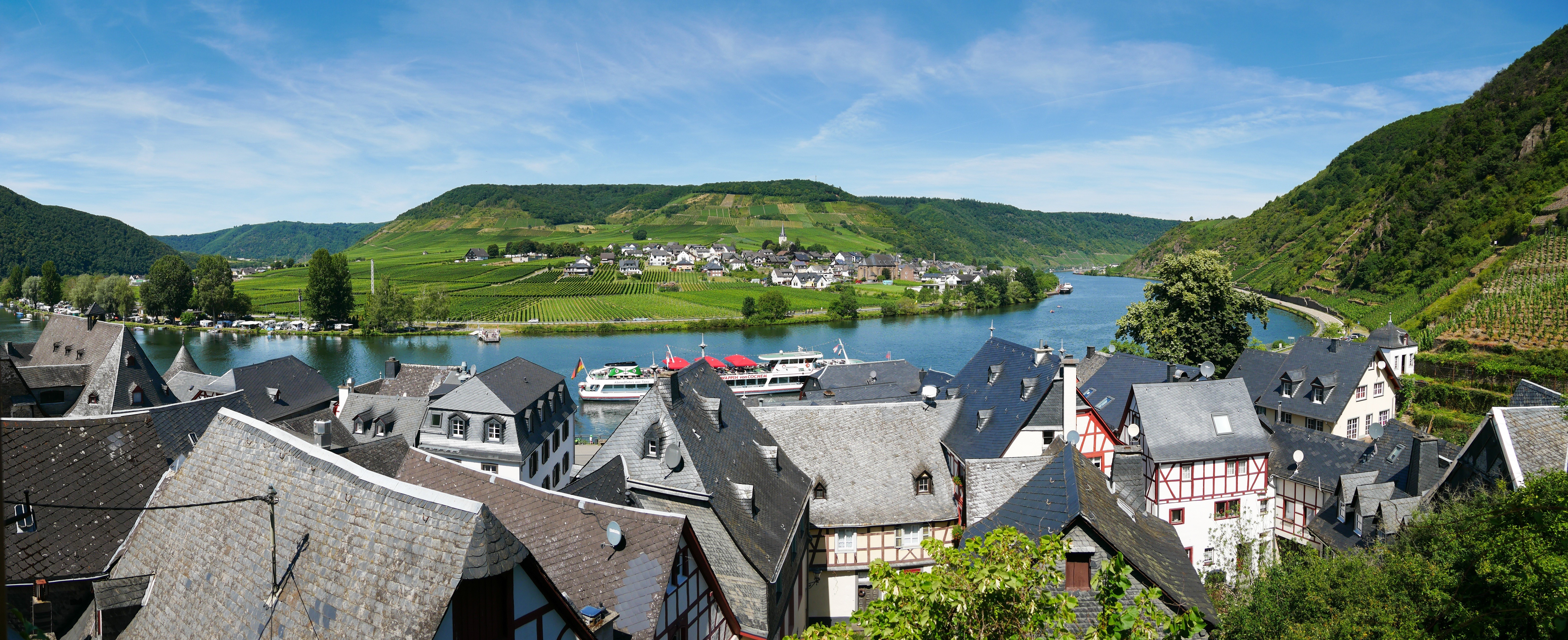 Beilstein village on Moselle river, Germany HD Wallpaper