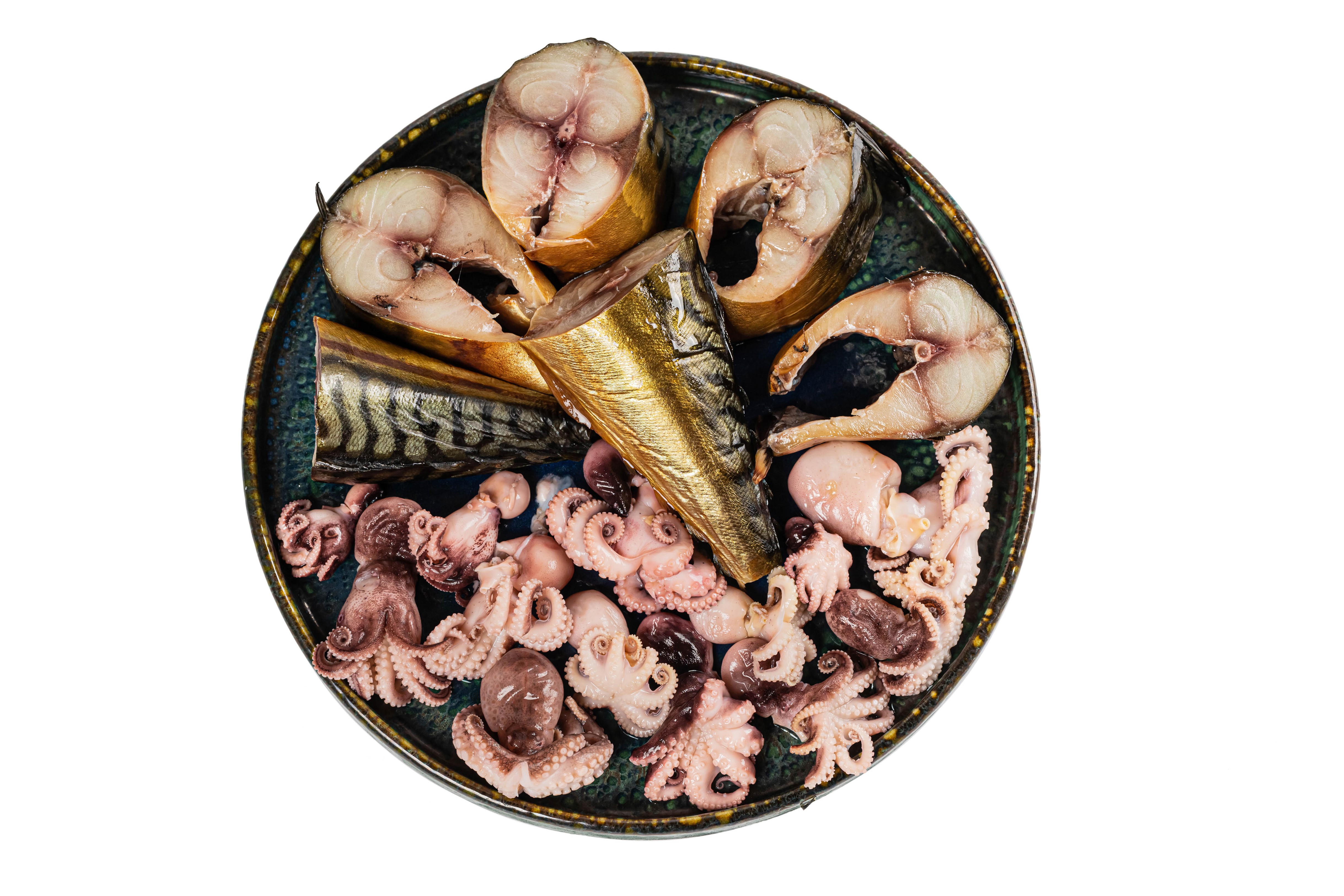 Smoked Mackerel and Baby Octopuses on a Plate HD Wallpaper
