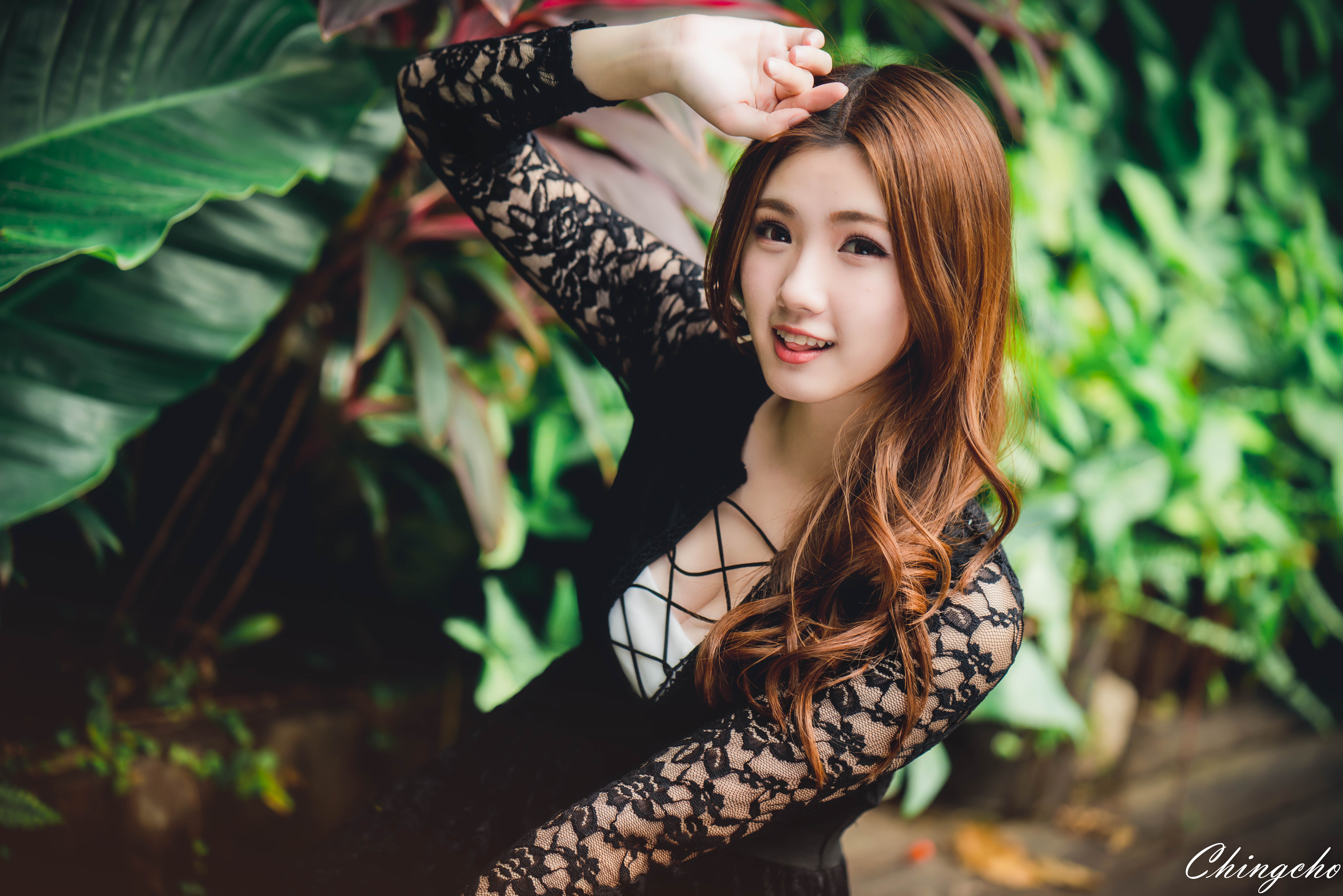 4K Portrait of Asian Woman with Bokeh HD Wallpaper