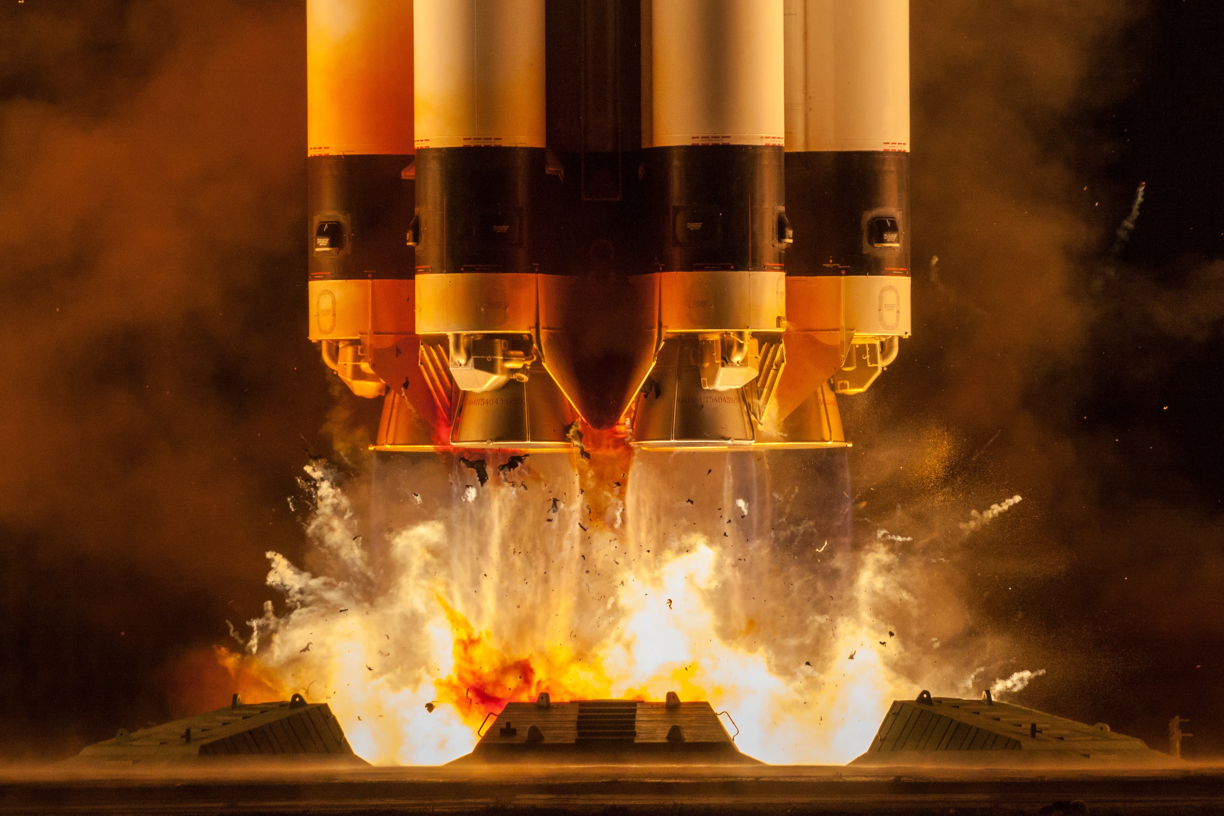 Proton Rocket Launch HD Wallpaper