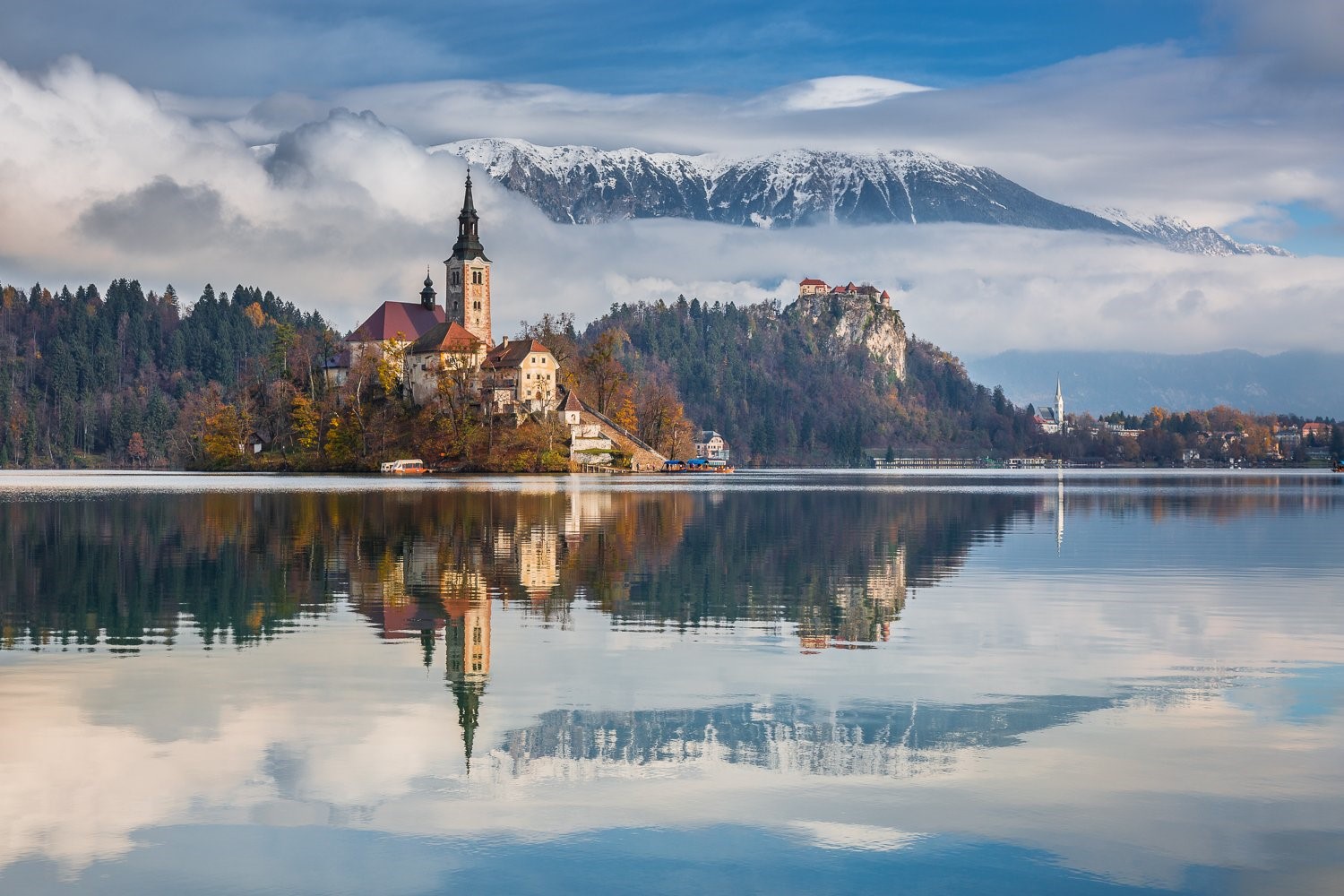 Lake Bled with Island Church and Mountains, Slovenia HD Wallpaper