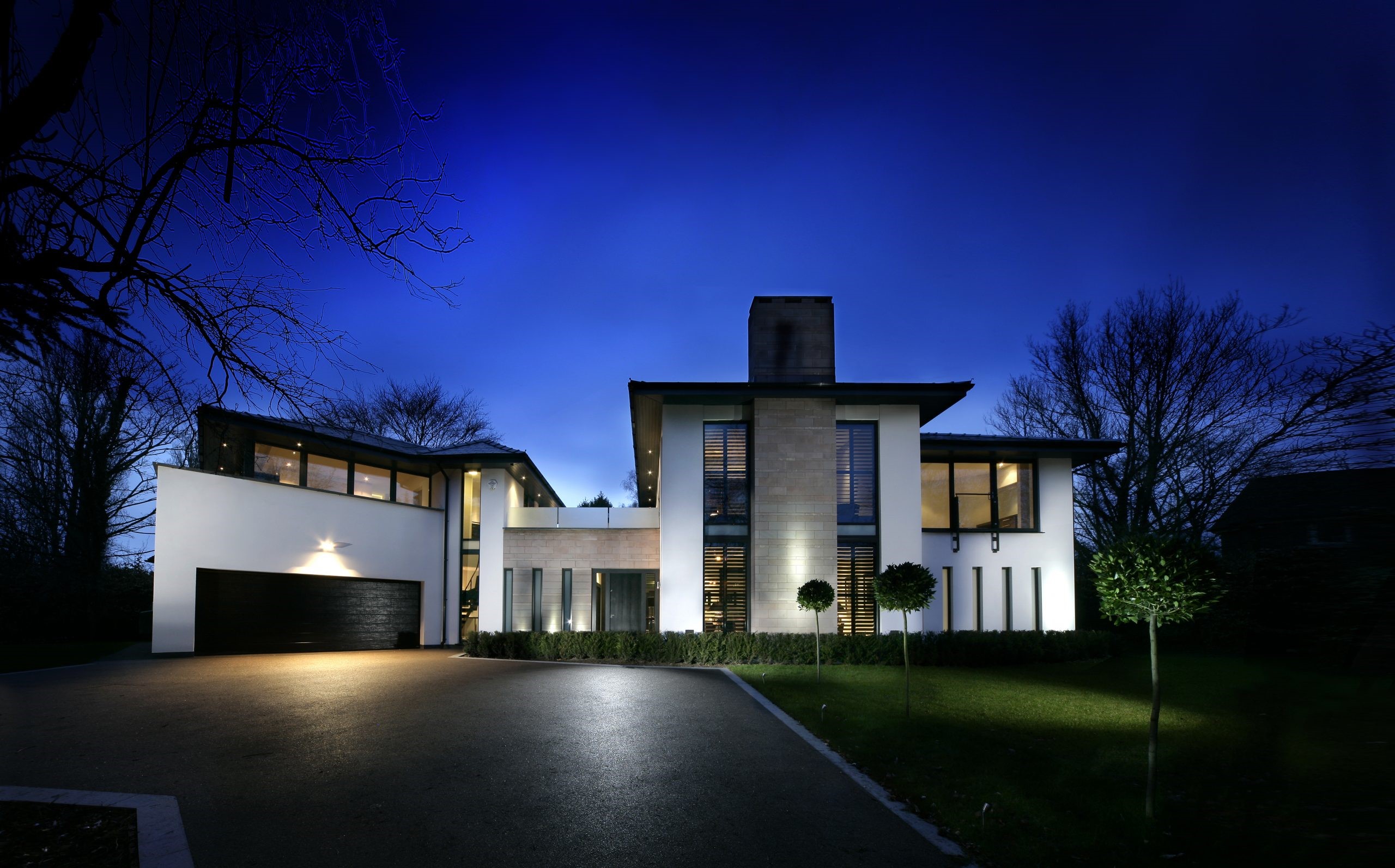 Modern architecture house at night HD Wallpaper