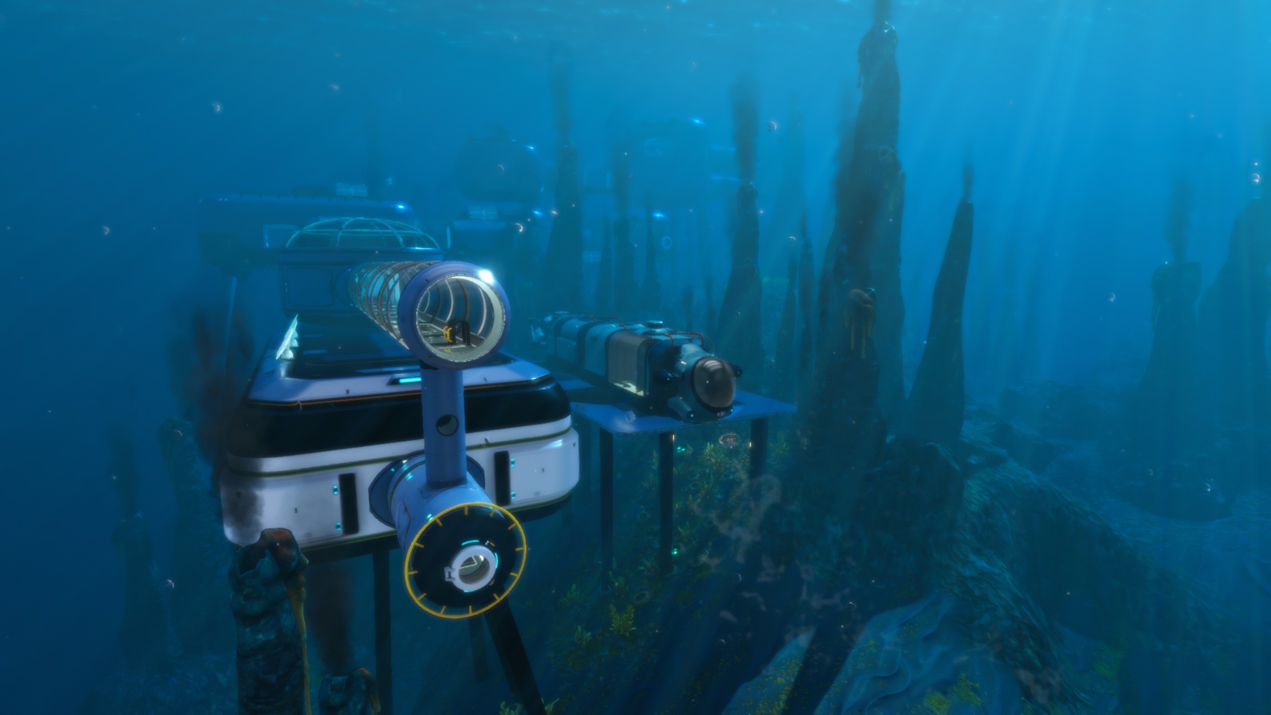 Subnautica: Below Zero underwater base and vehicles HD Wallpaper