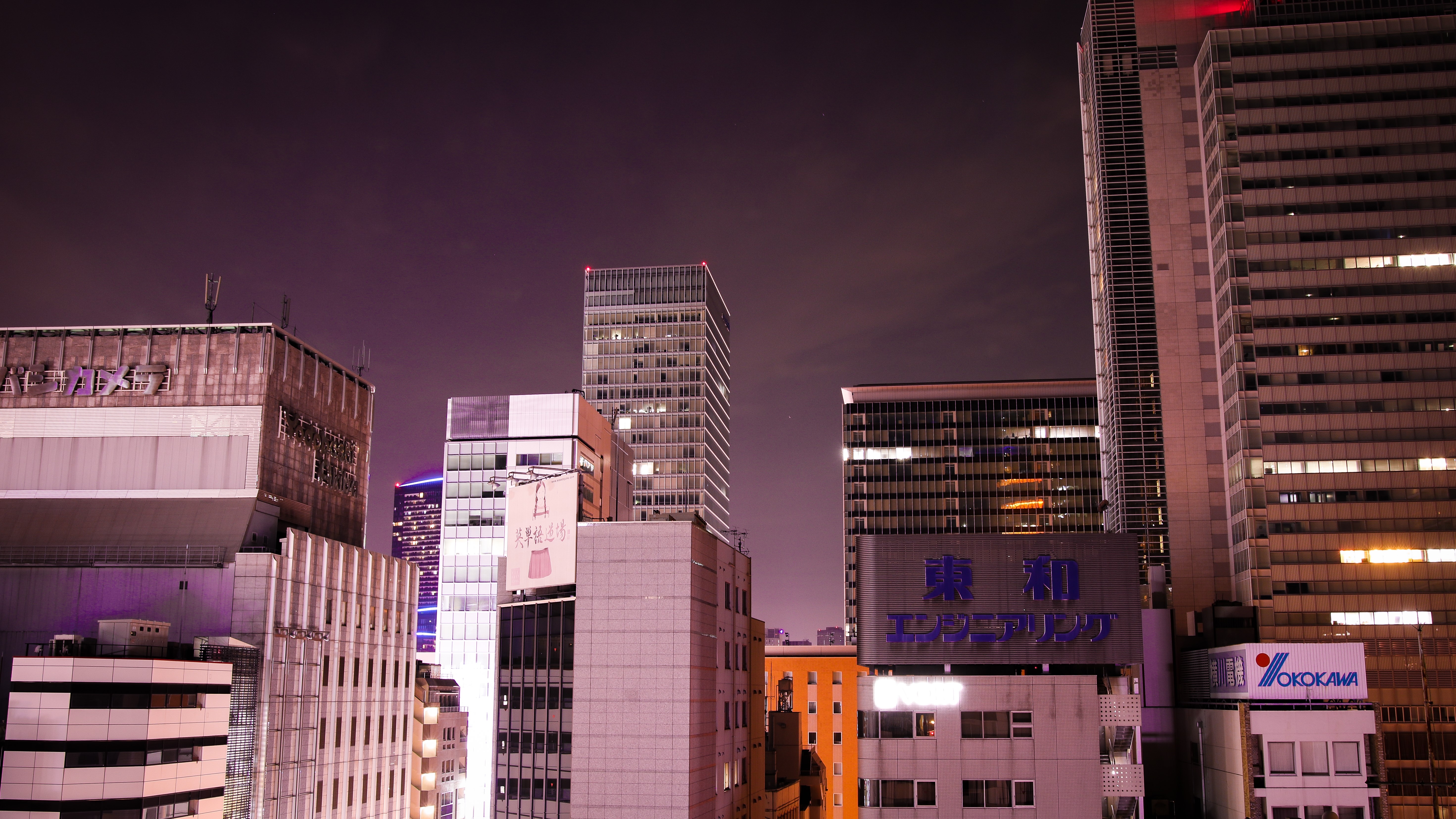 Night view of Tokyo skyscrapers HD Wallpaper