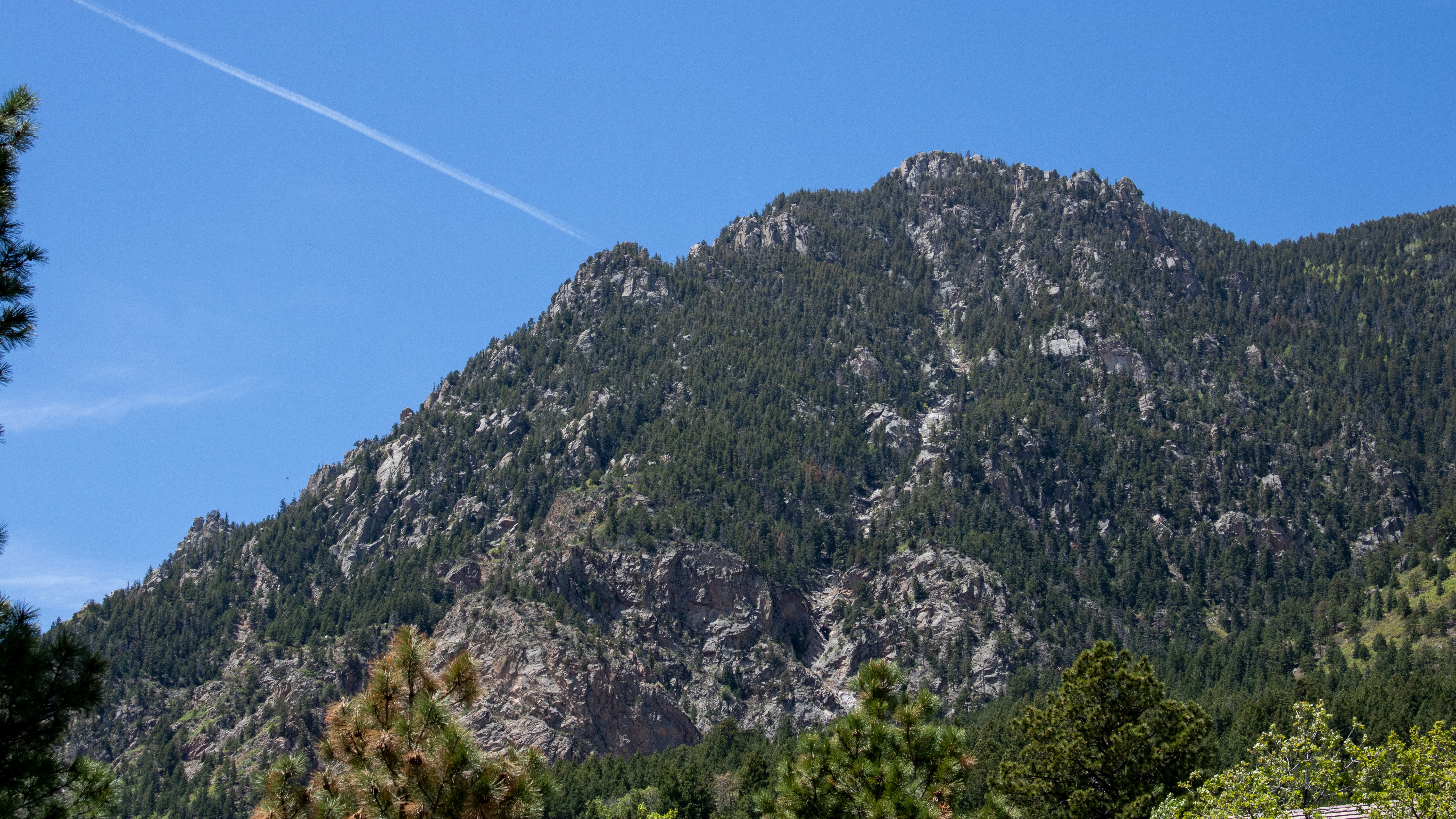 Cheyenne Mountain, Colorado Springs HD Wallpaper