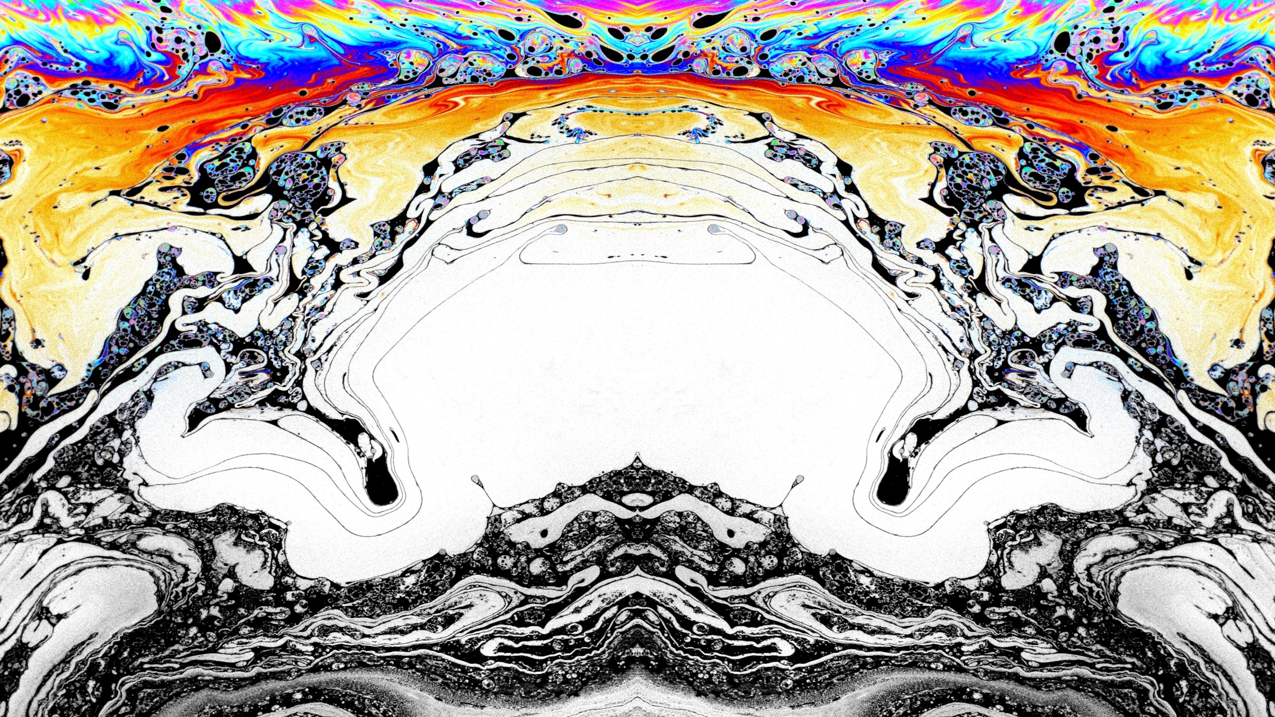 Abstract soap film patterns with rainbow colors HD Wallpaper