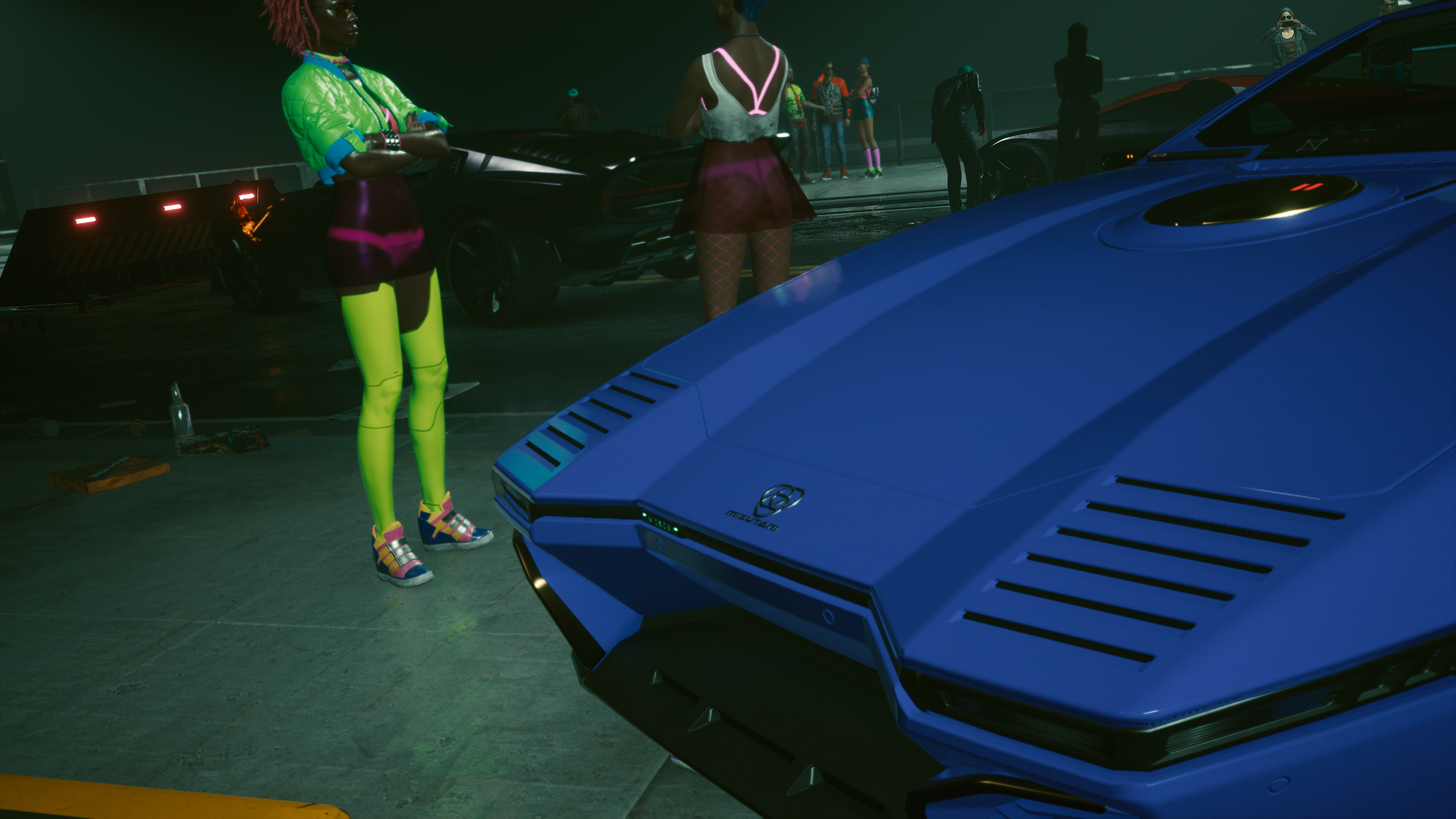 Cyberpunk 2077 screenshot with characters and cars HD Wallpaper