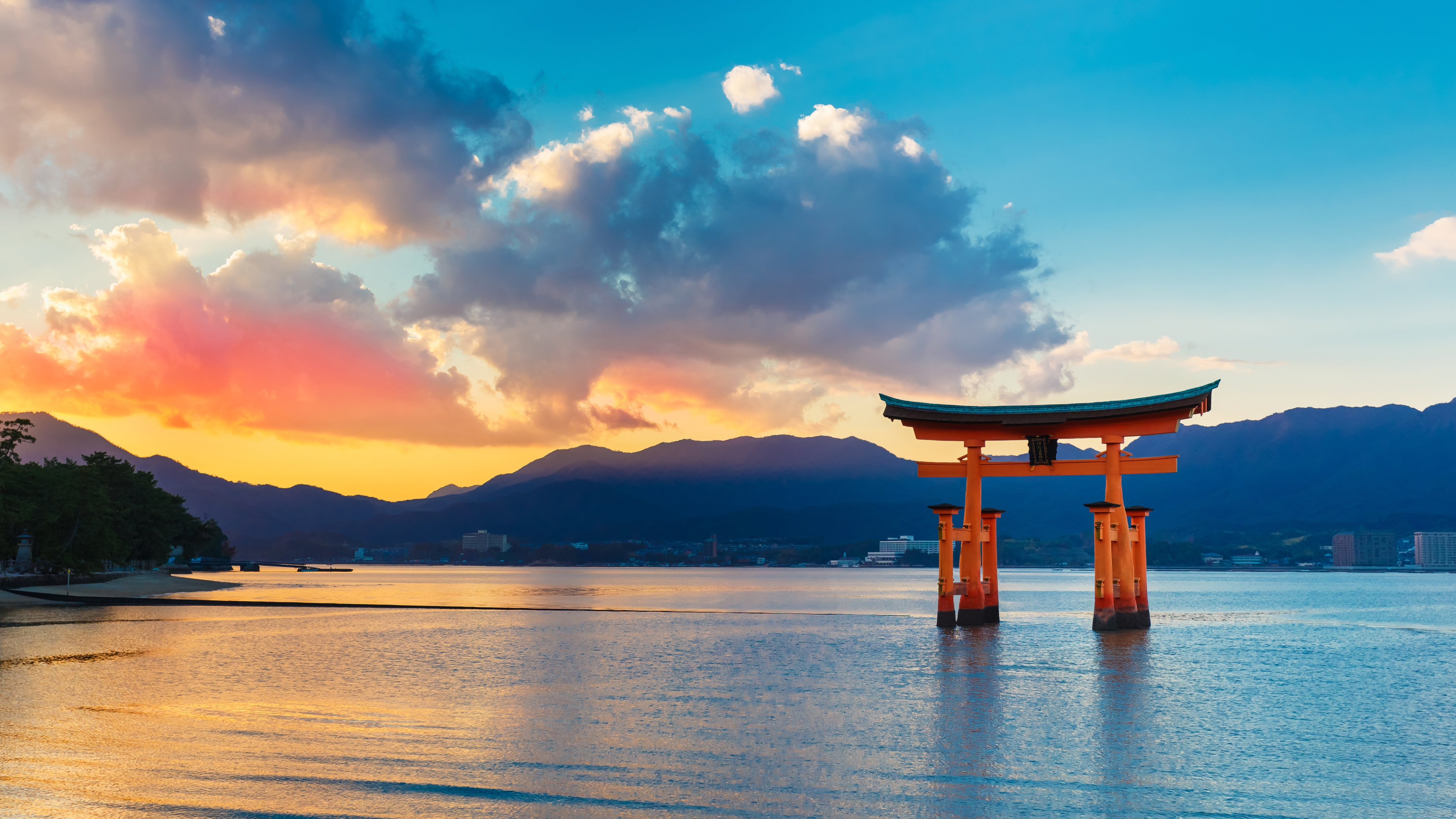 Miyajima Torii Gate at Sunset, Japan HD Wallpaper