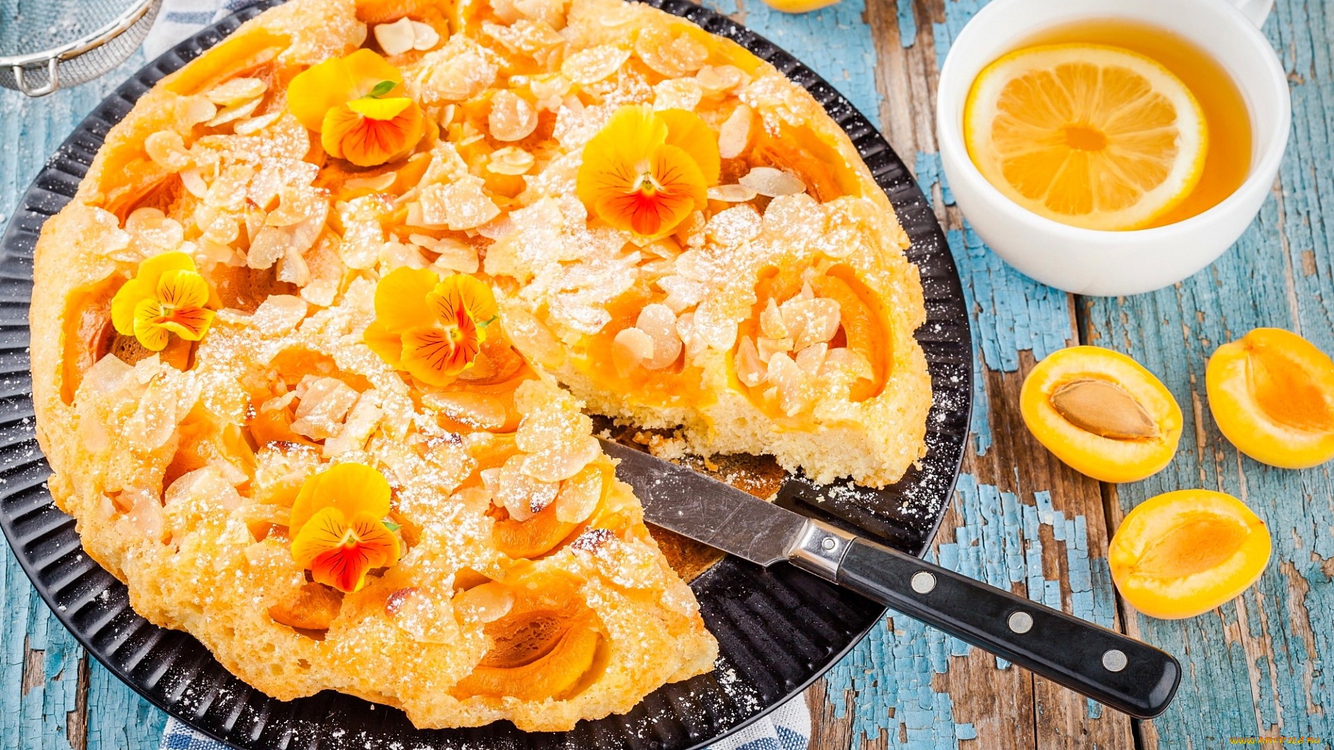 Apricot cake with almonds and tea HD Wallpaper