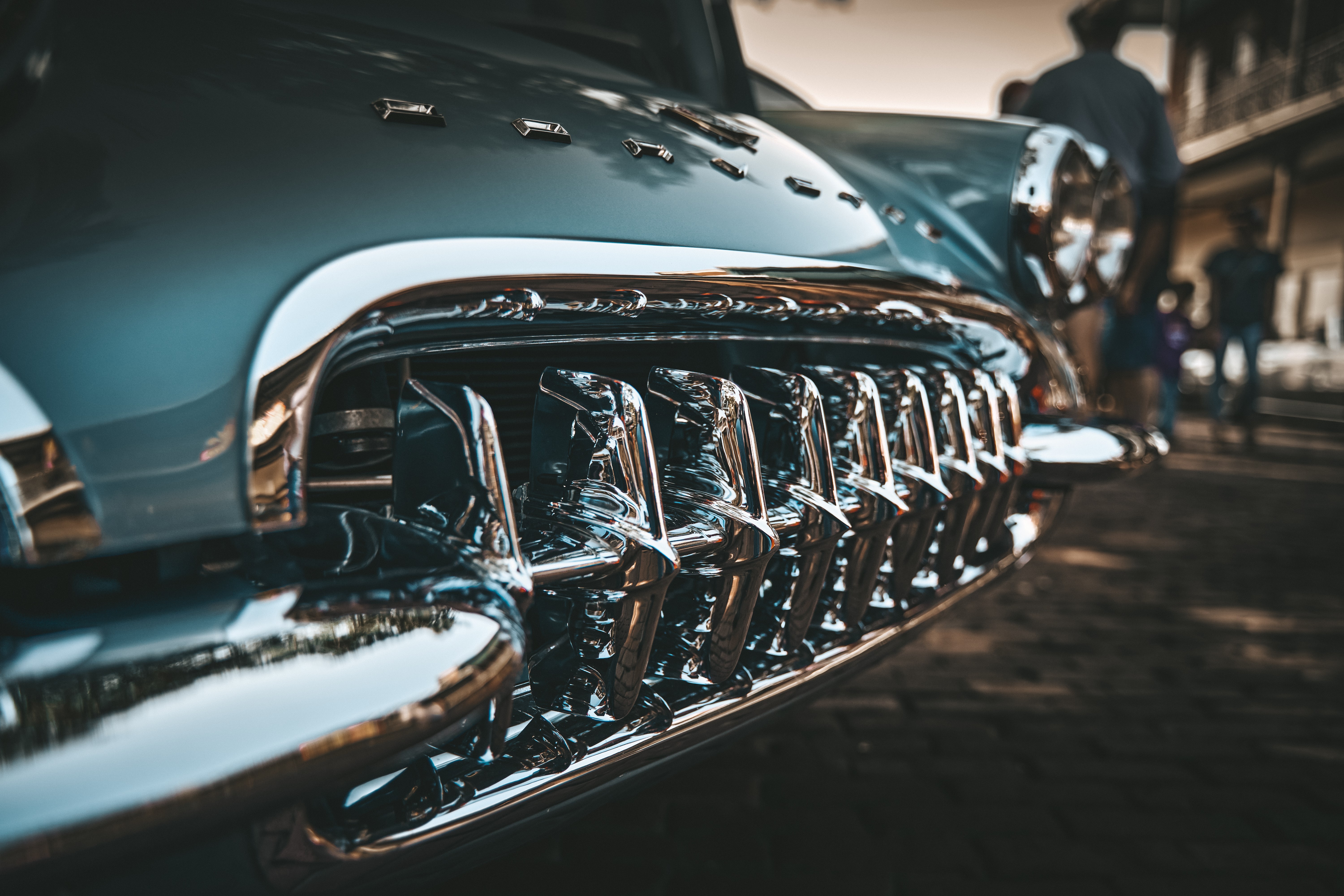4K Chevrolet Corvette classic car grille HD Wallpaper