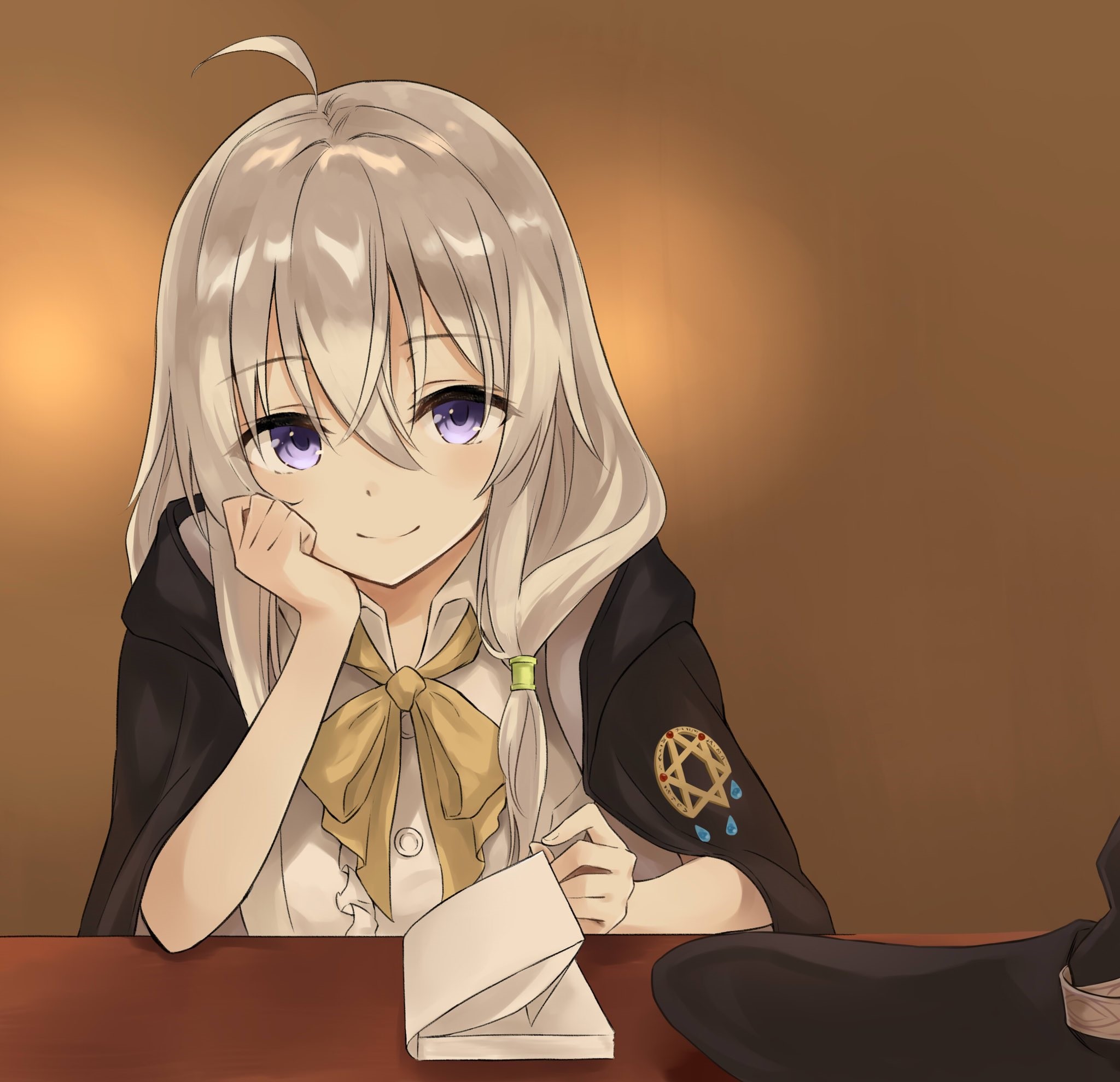 Elaina from Majo no Tabitabi smiling HD Wallpaper
