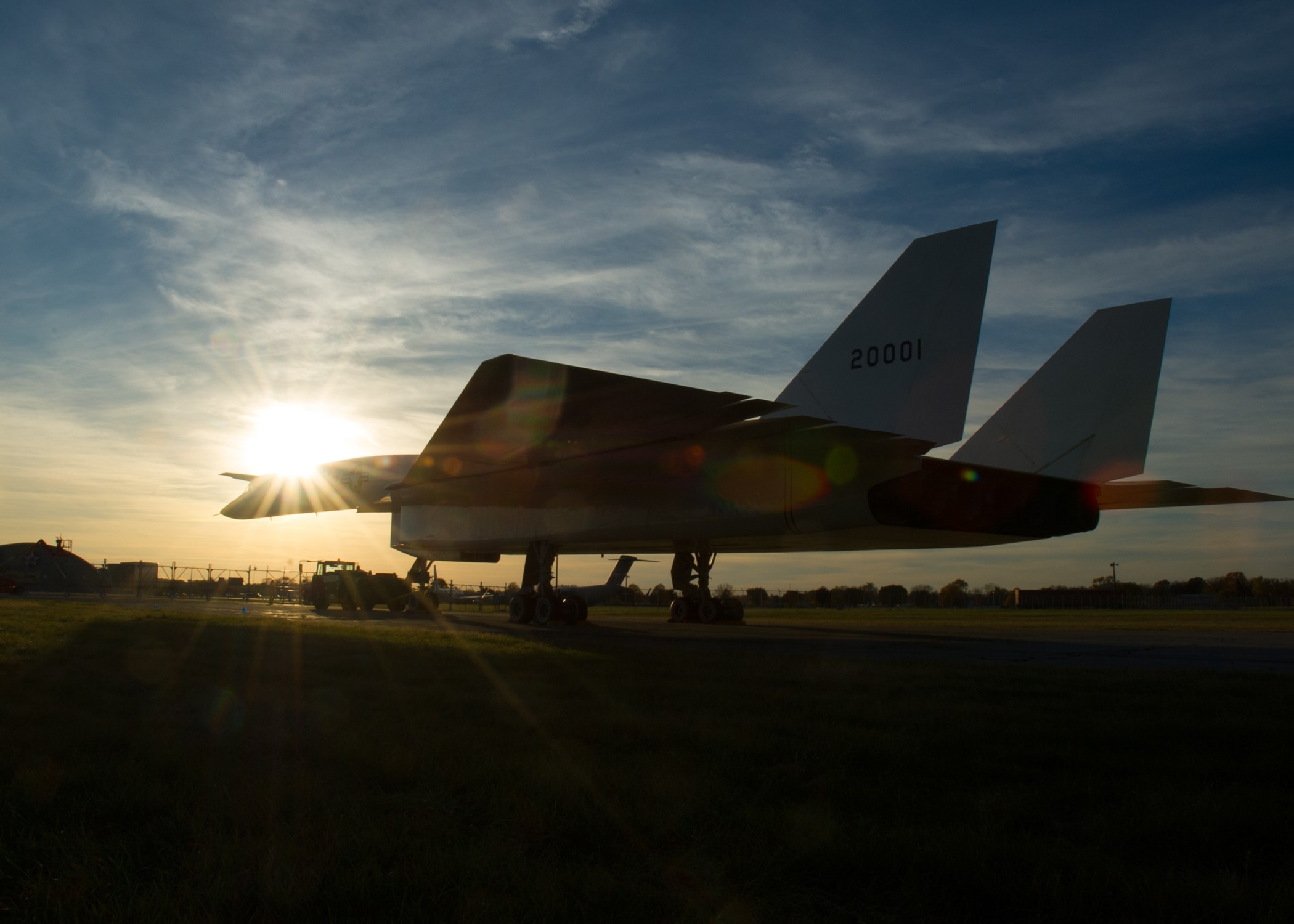 XB-70 Valkyrie Bomber at Sunset HD Wallpaper