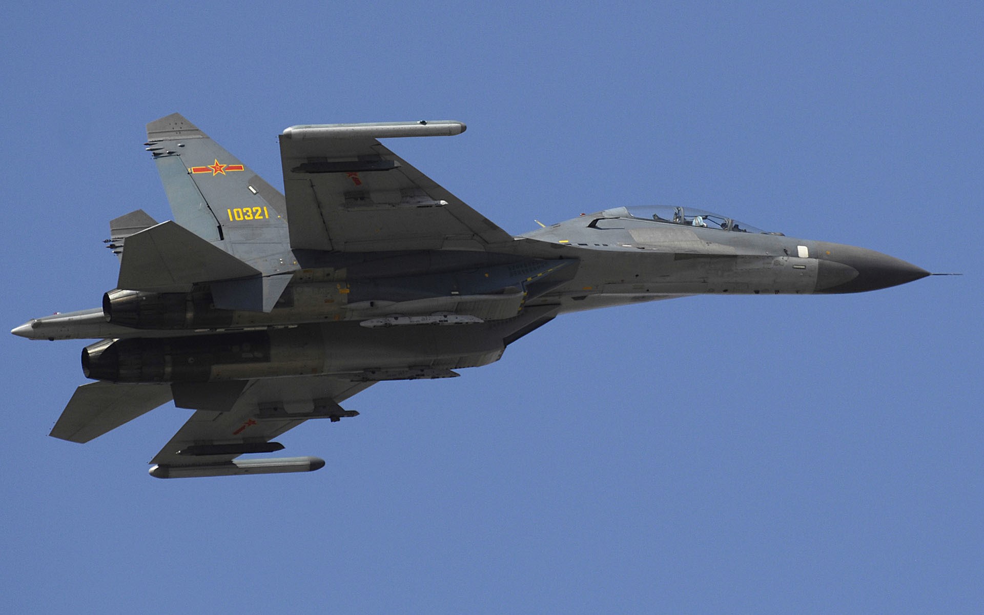 Chinese Sukhoi Su-30MKK fighter jet in flight HD Wallpaper