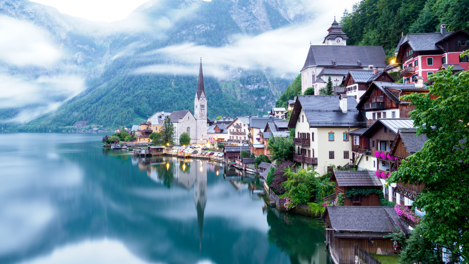 Hallstatt village with lake and mountains in Austria HD Wallpaper