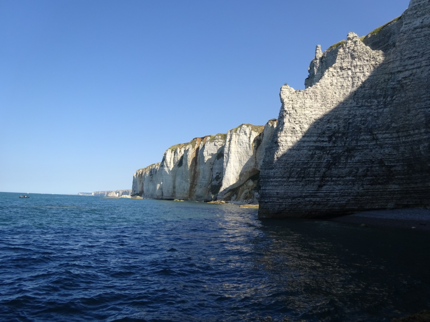 Cliffs of Étretat, France HD Wallpaper