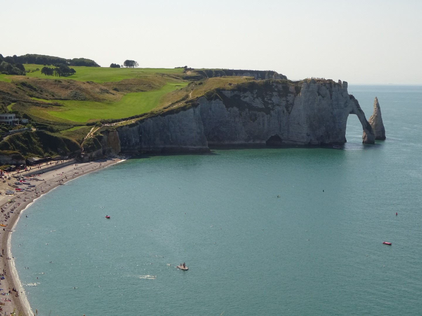 Cliffs and beach at Étretat, France HD Wallpaper