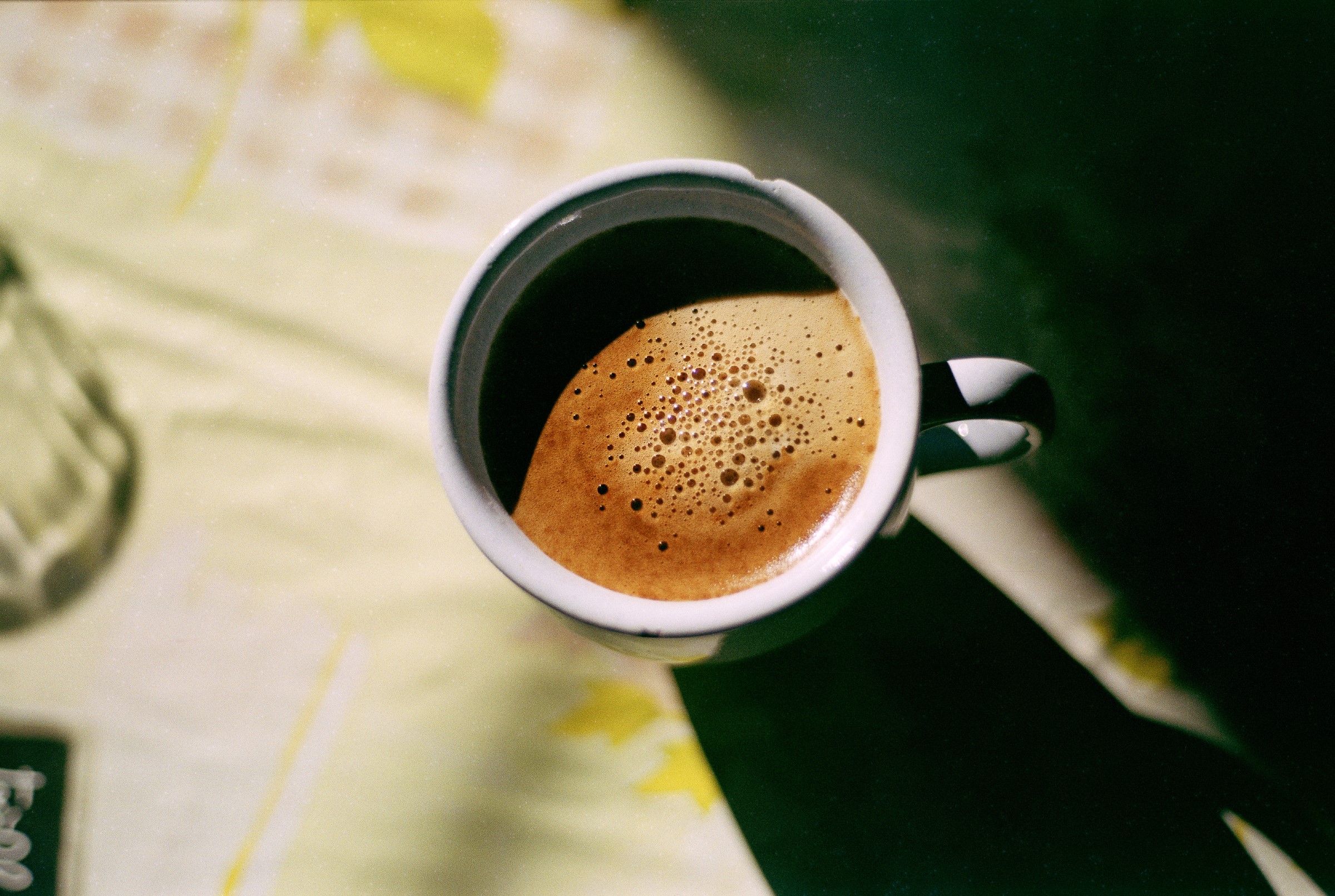 Cup of coffee with crema HD Wallpaper