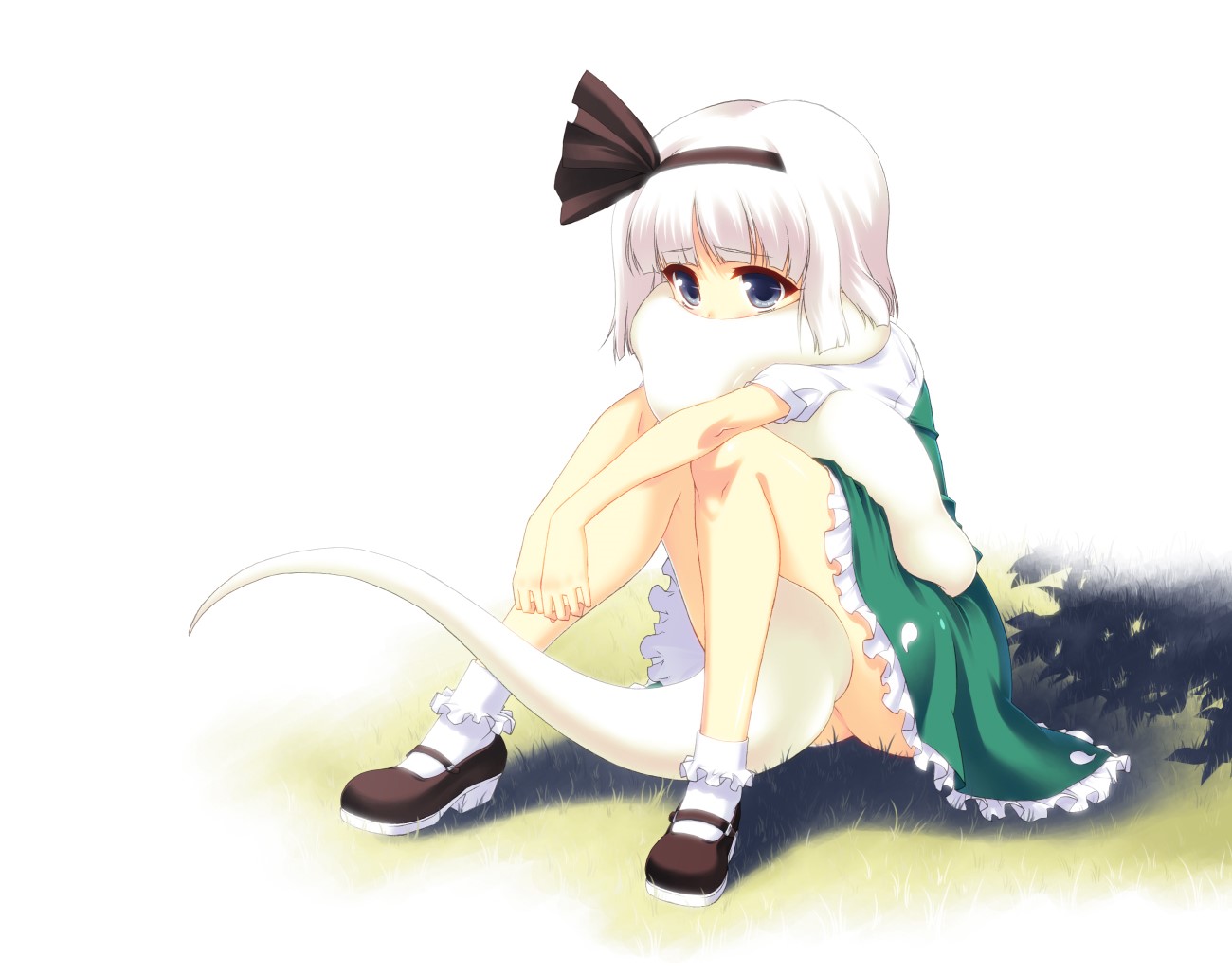 Konpaku Youmu from Touhou hugging herself HD Wallpaper