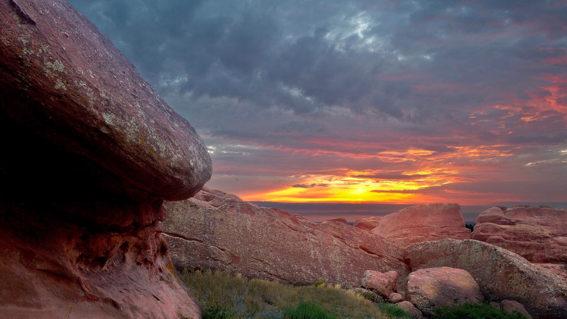 Sunset over Red Rocks landscape in Colorado, USA HD Wallpaper