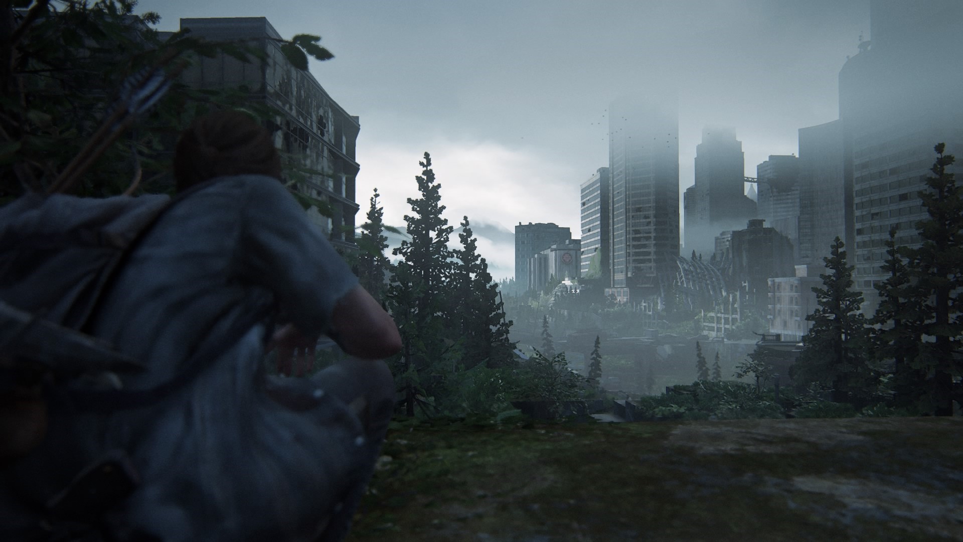 Ellie from The Last of Us Part II crouches in a ruined city HD Wallpaper