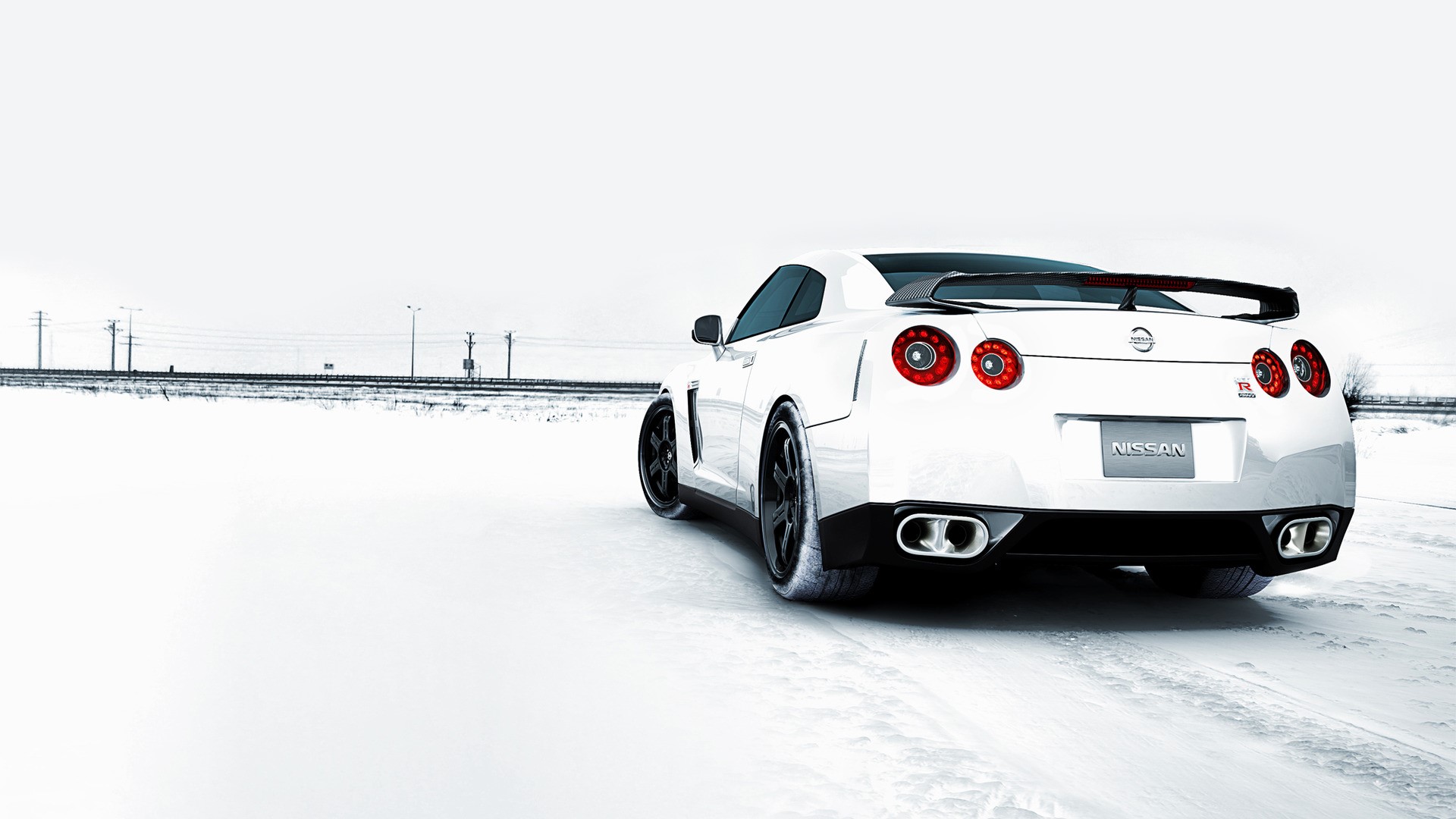 White Nissan GTR in Snow HD Wallpaper