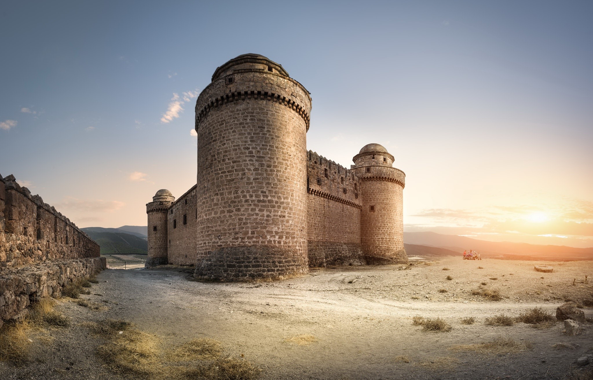 Castillo de La Calahorra in Andalusia, Spain HD Wallpaper