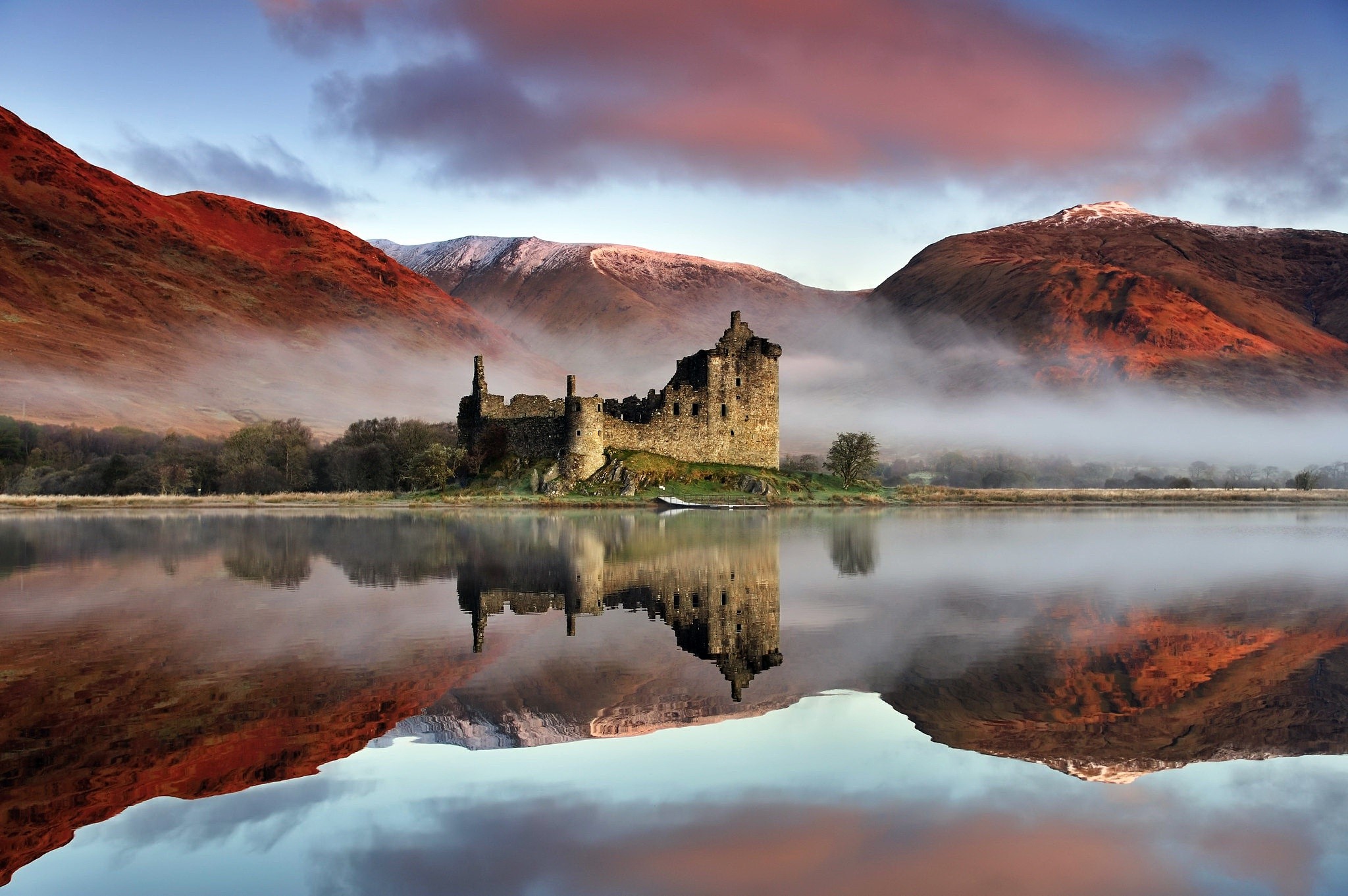 Castle ruin on a lake in Scotland HD Wallpaper