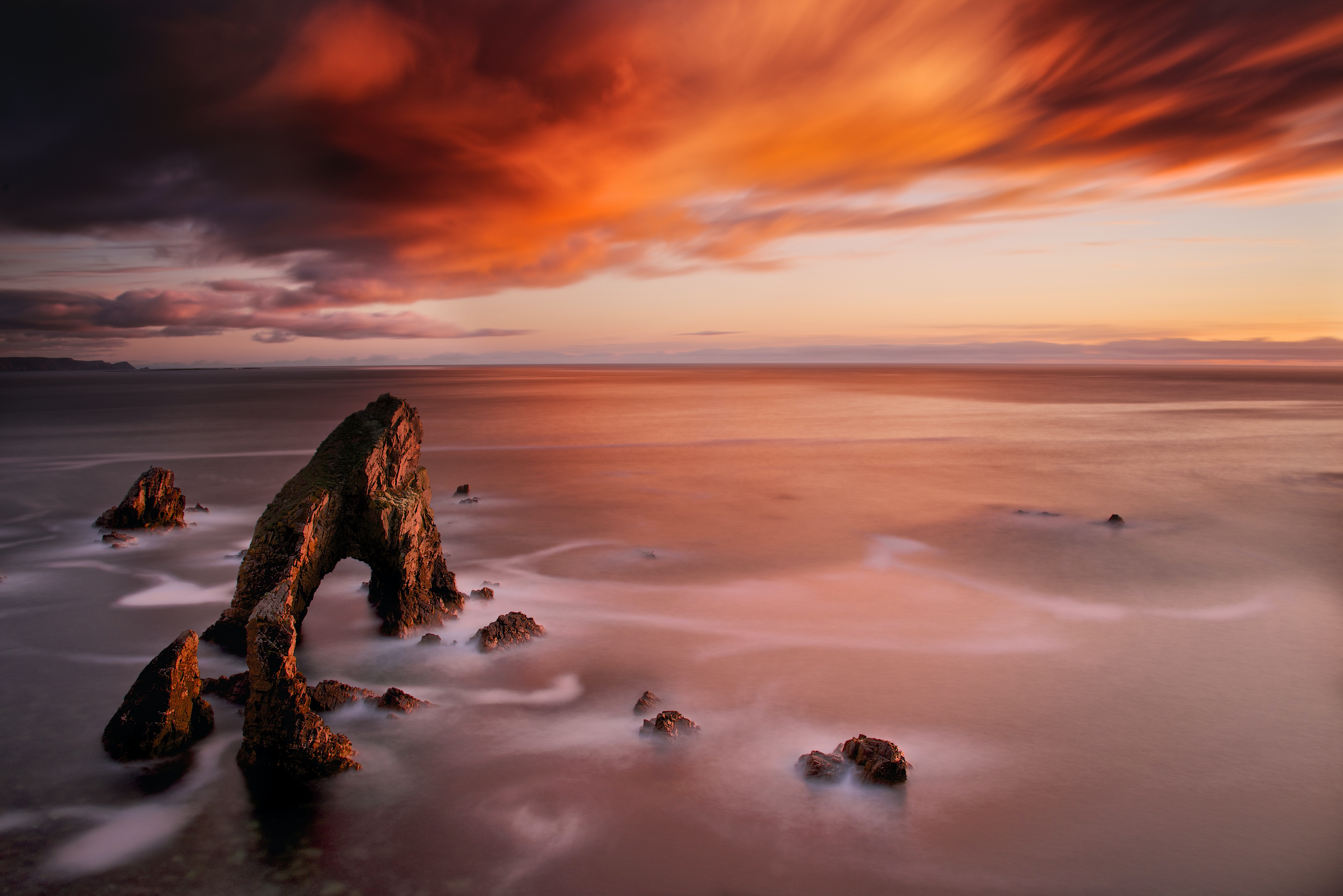 4K Arch Rock Formation at Sunset HD Wallpaper