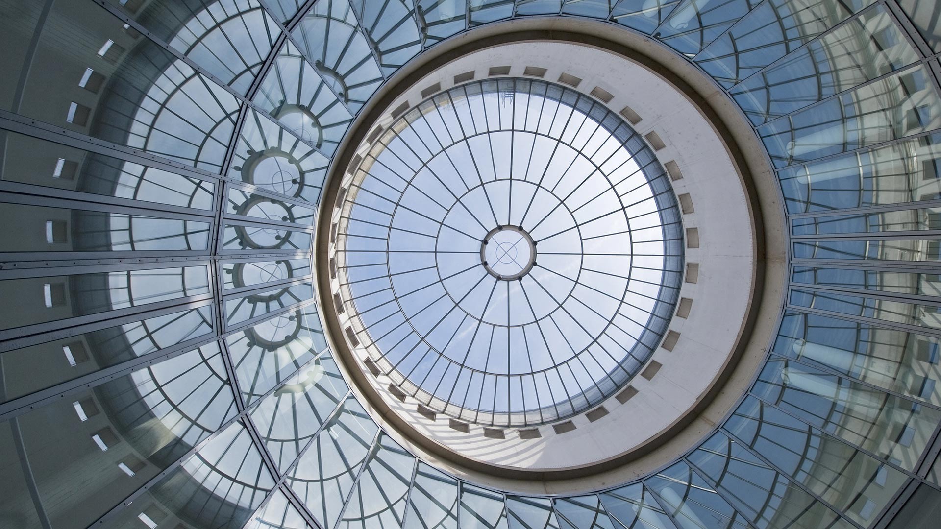 Glass dome ceiling architecture in Frankfurt, Germany HD Wallpaper