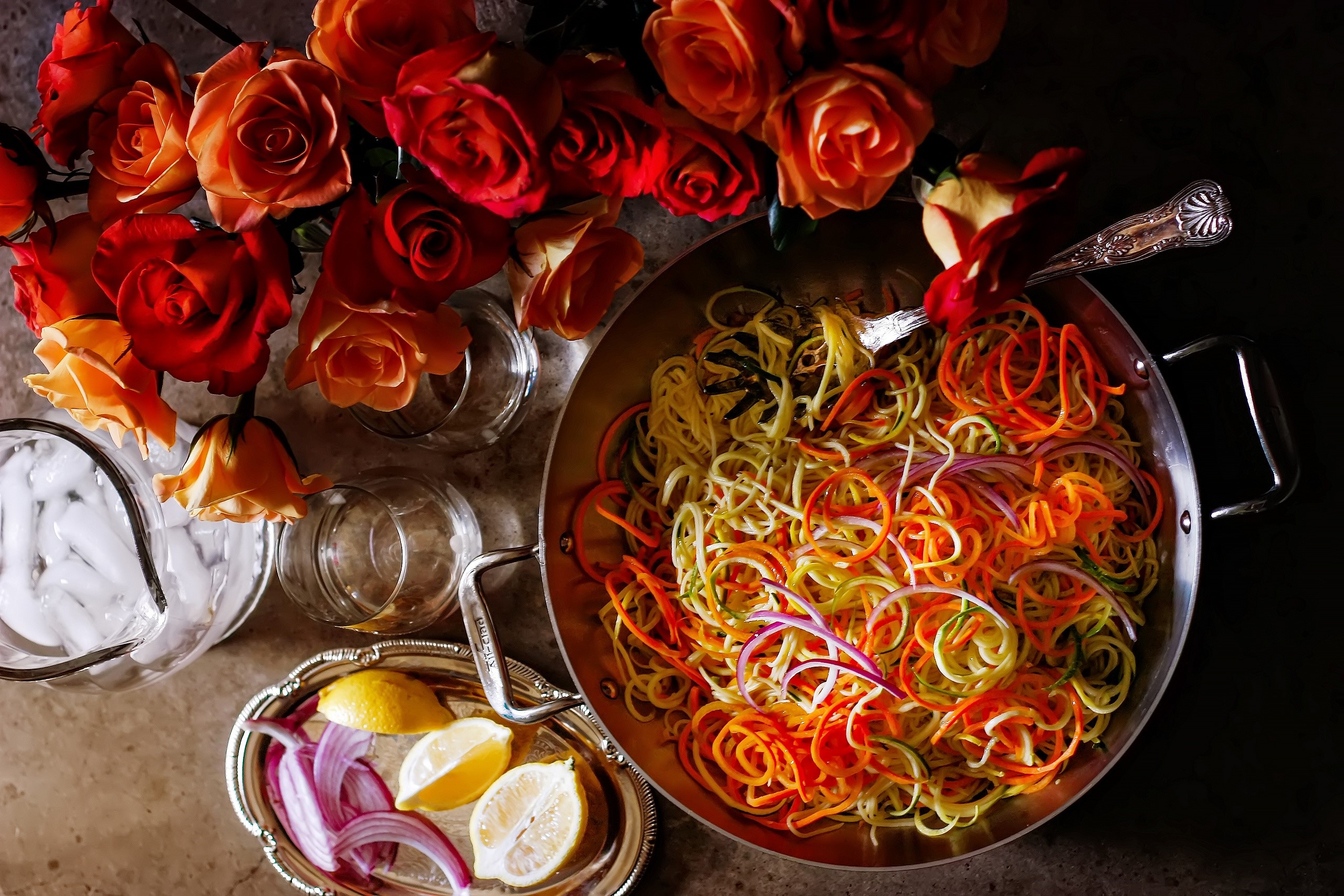 Vegetable noodles with roses and lemons HD Wallpaper