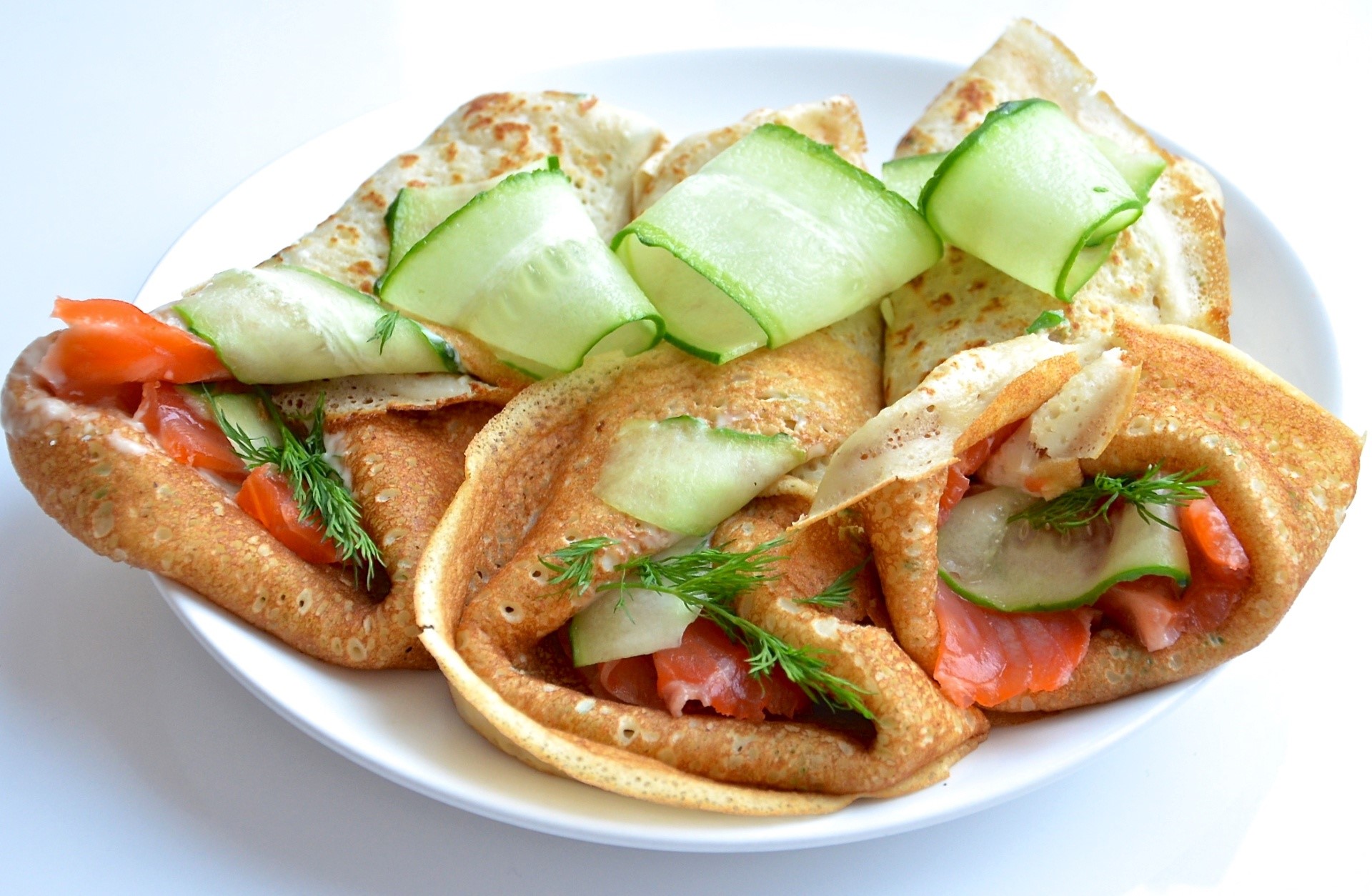Pancakes with salmon, cucumber, and dill HD Wallpaper