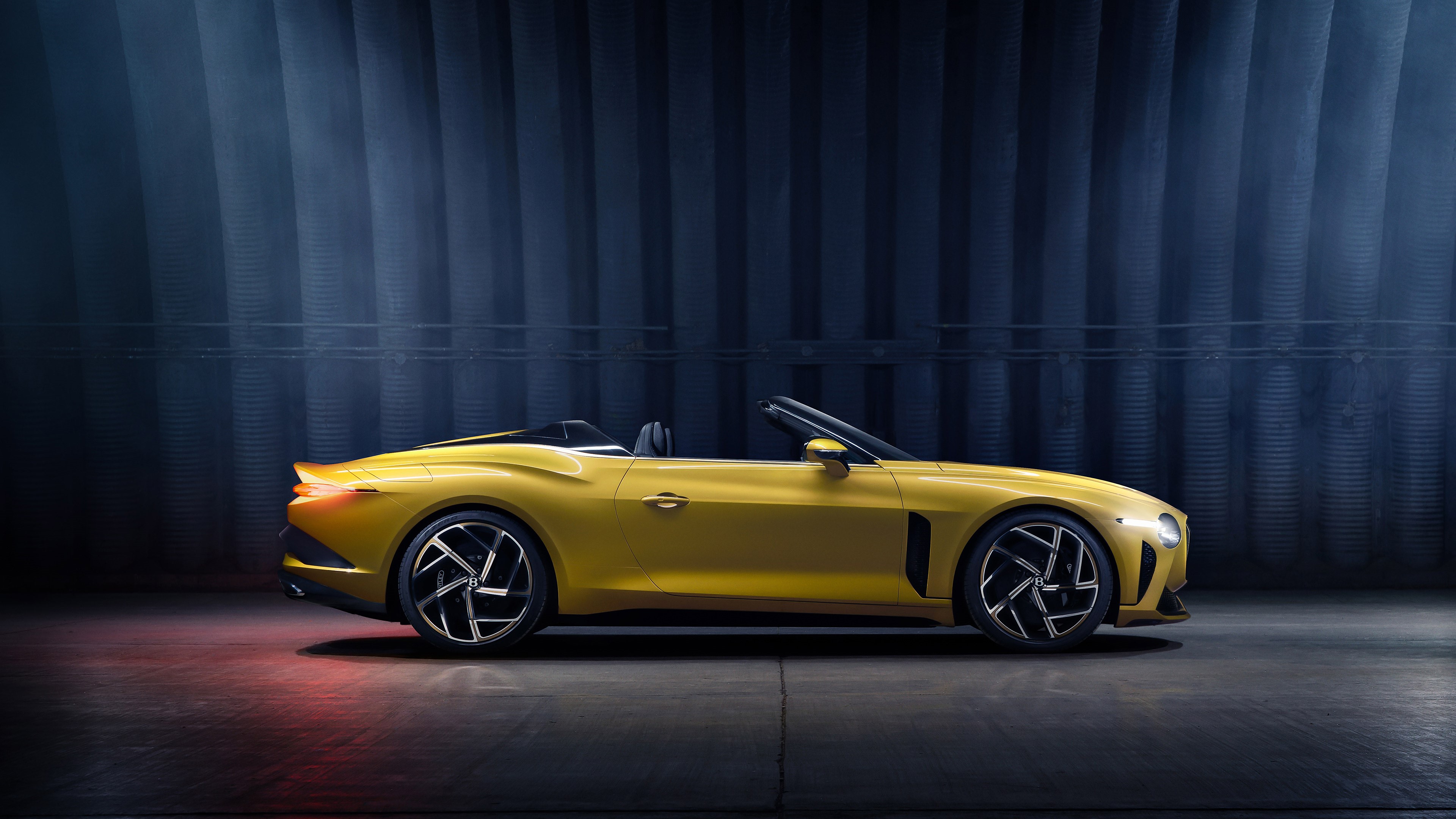 Bentley Mulliner Bacalar convertible in low light HD Wallpaper