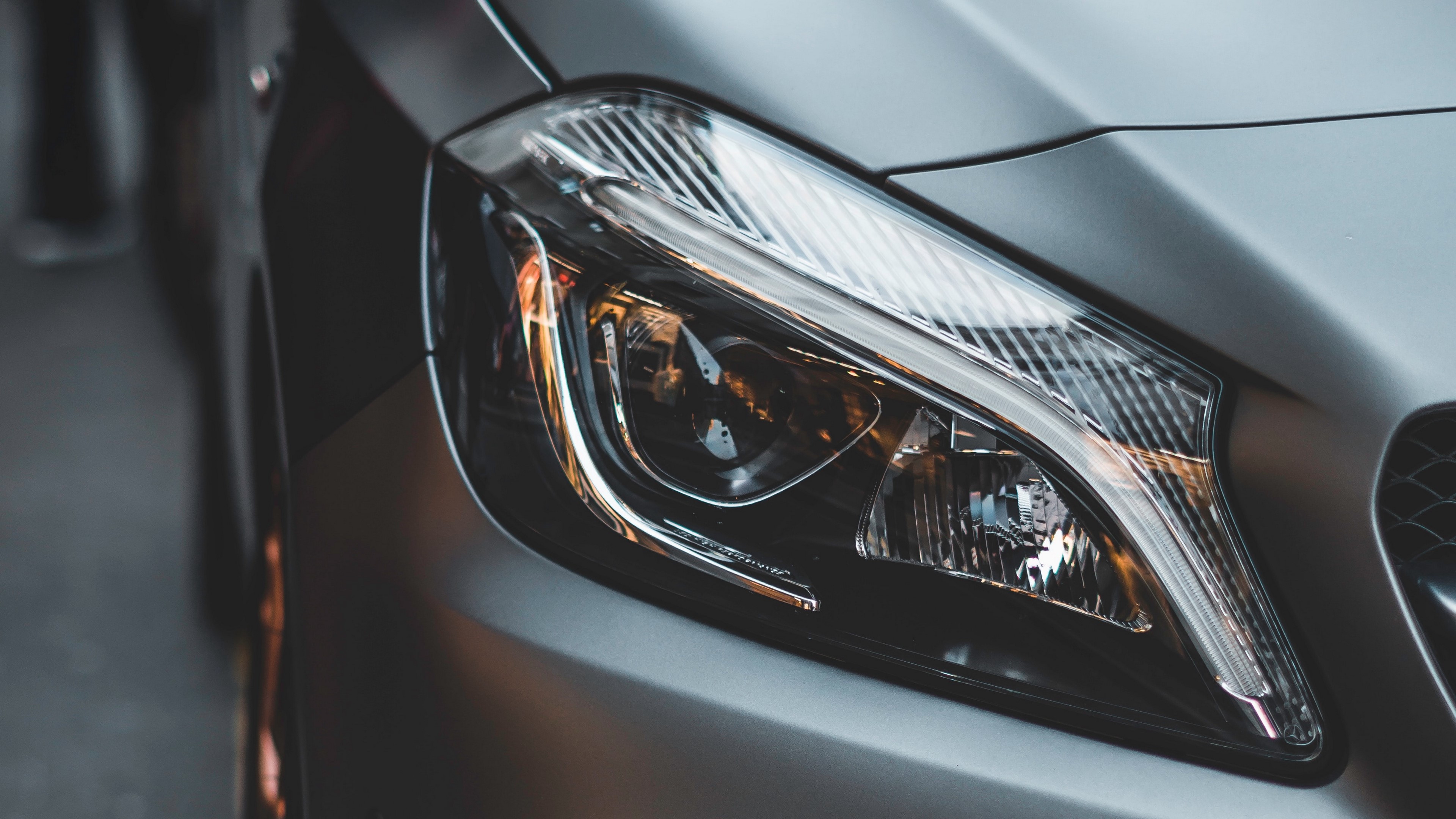 4K Gray Mercedes-Benz Car Headlight HD Wallpaper