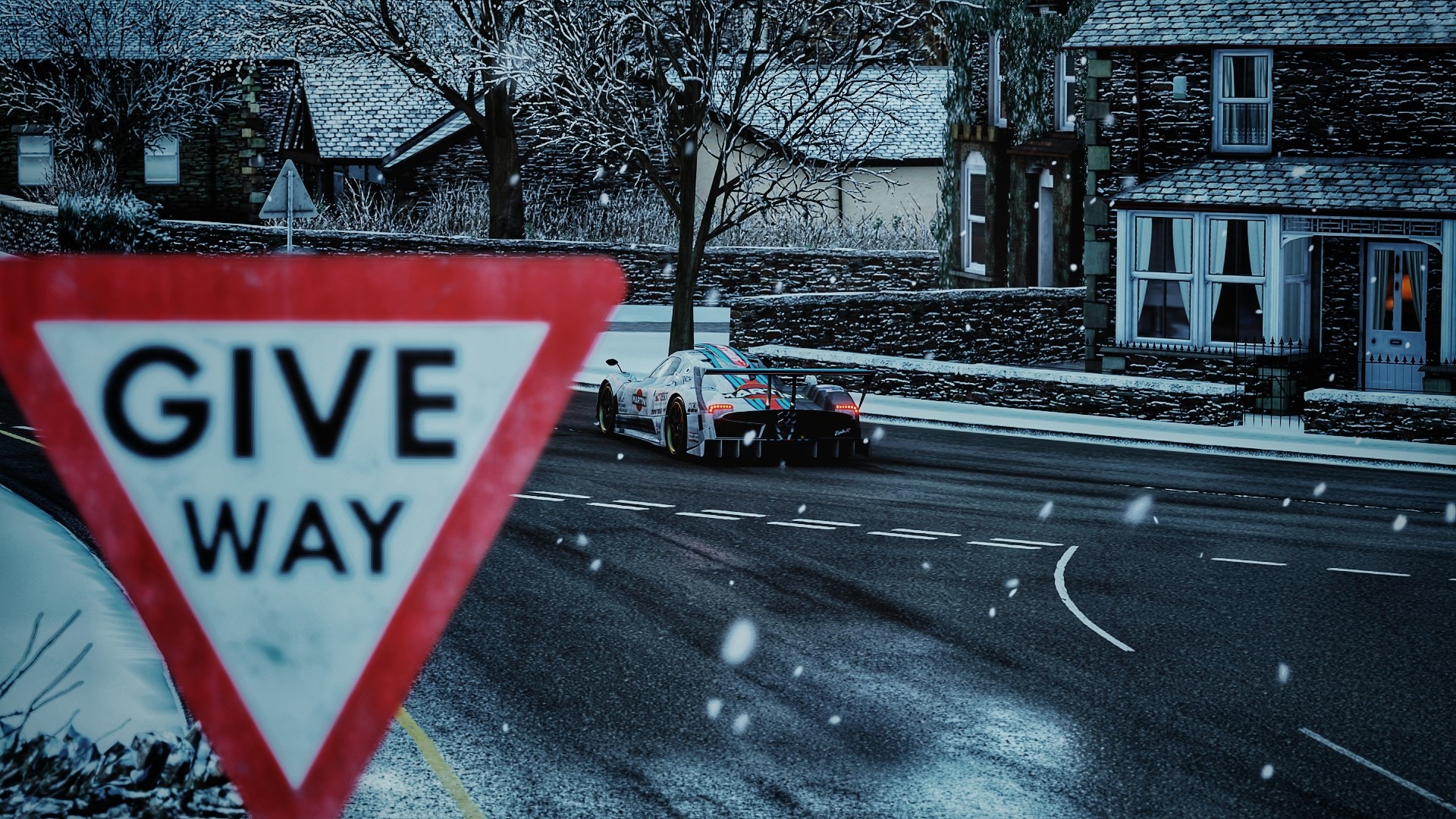 Pagani Zonda R with Martini Racing design in Forza Horizon 4 HD Wallpaper