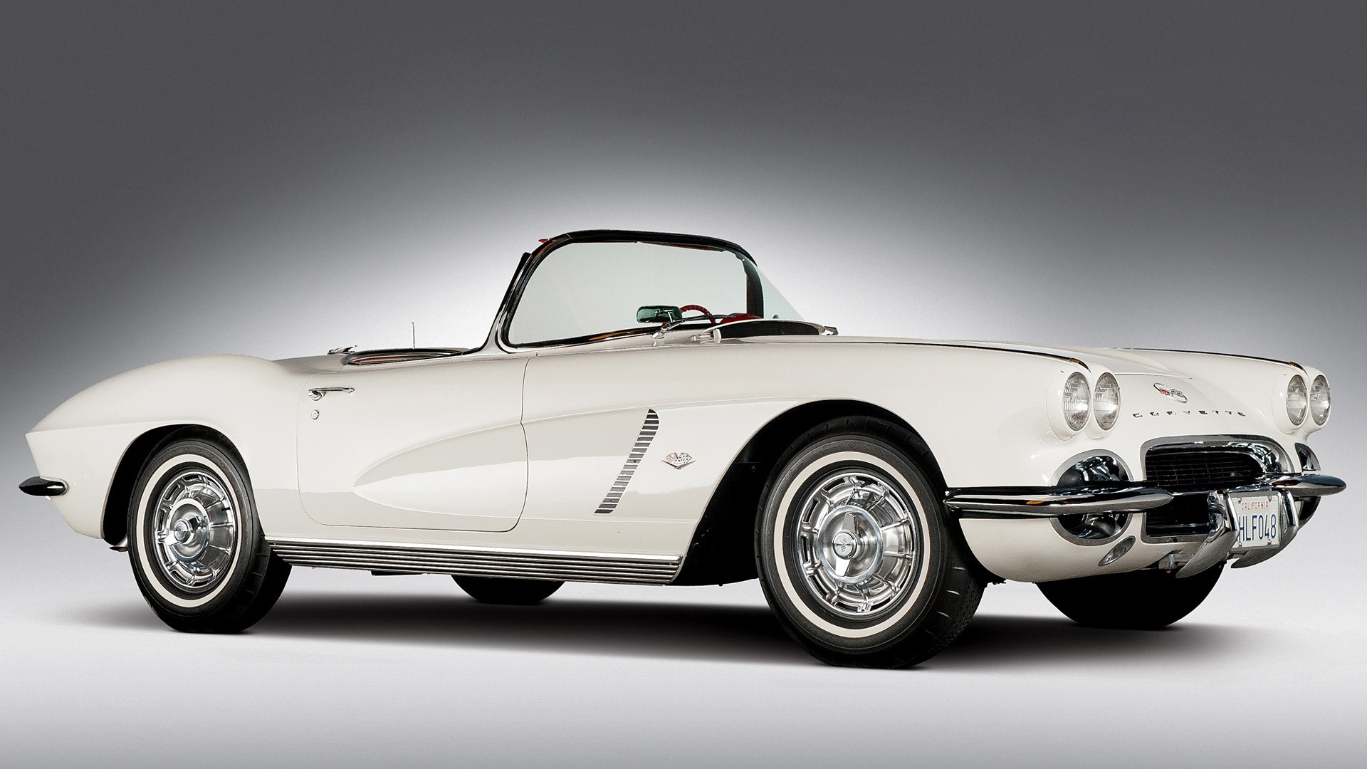 White Chevrolet Corvette C1 Convertible HD Wallpaper