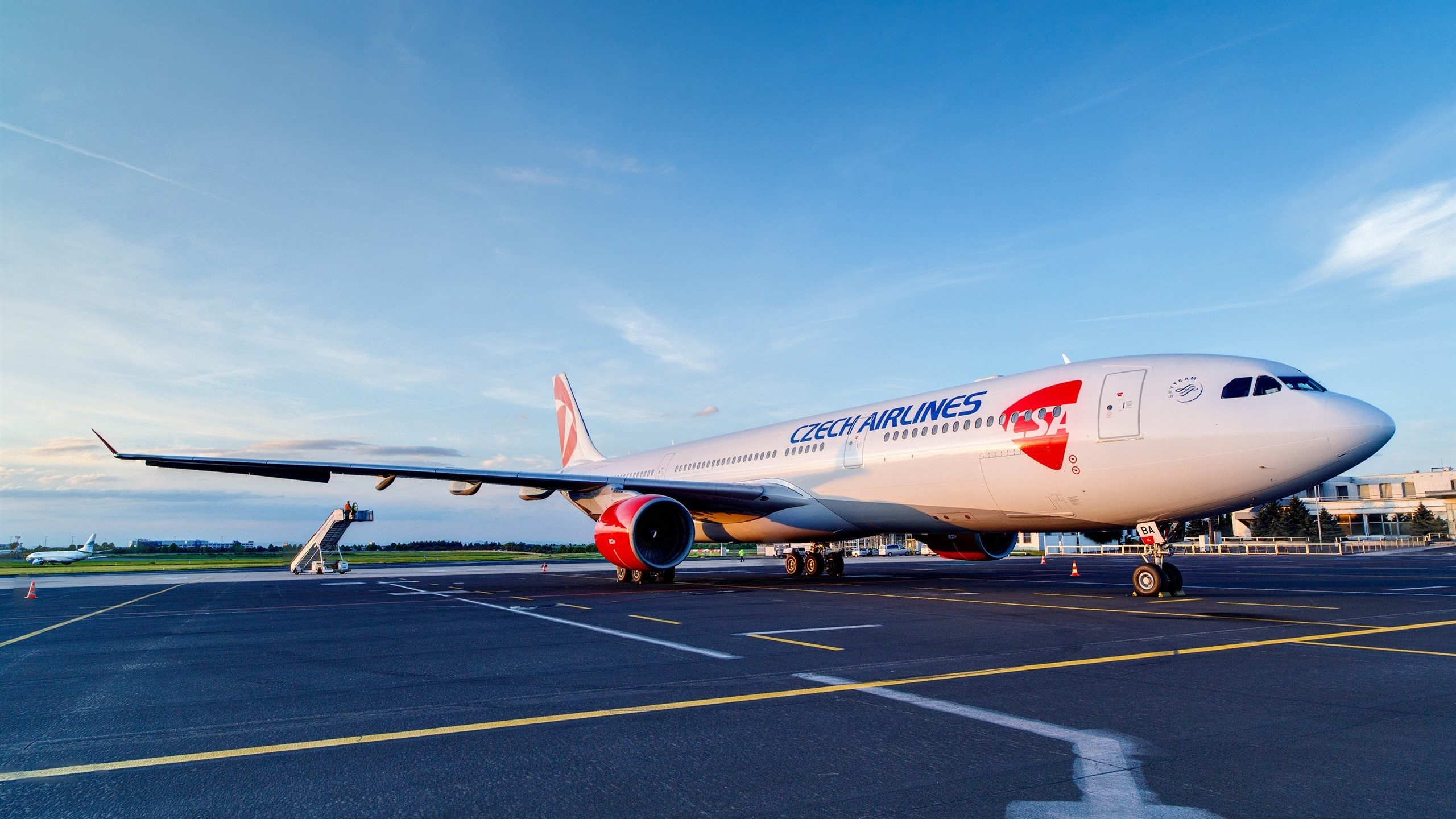 Czech Airlines Airbus A330 on tarmac HD Wallpaper
