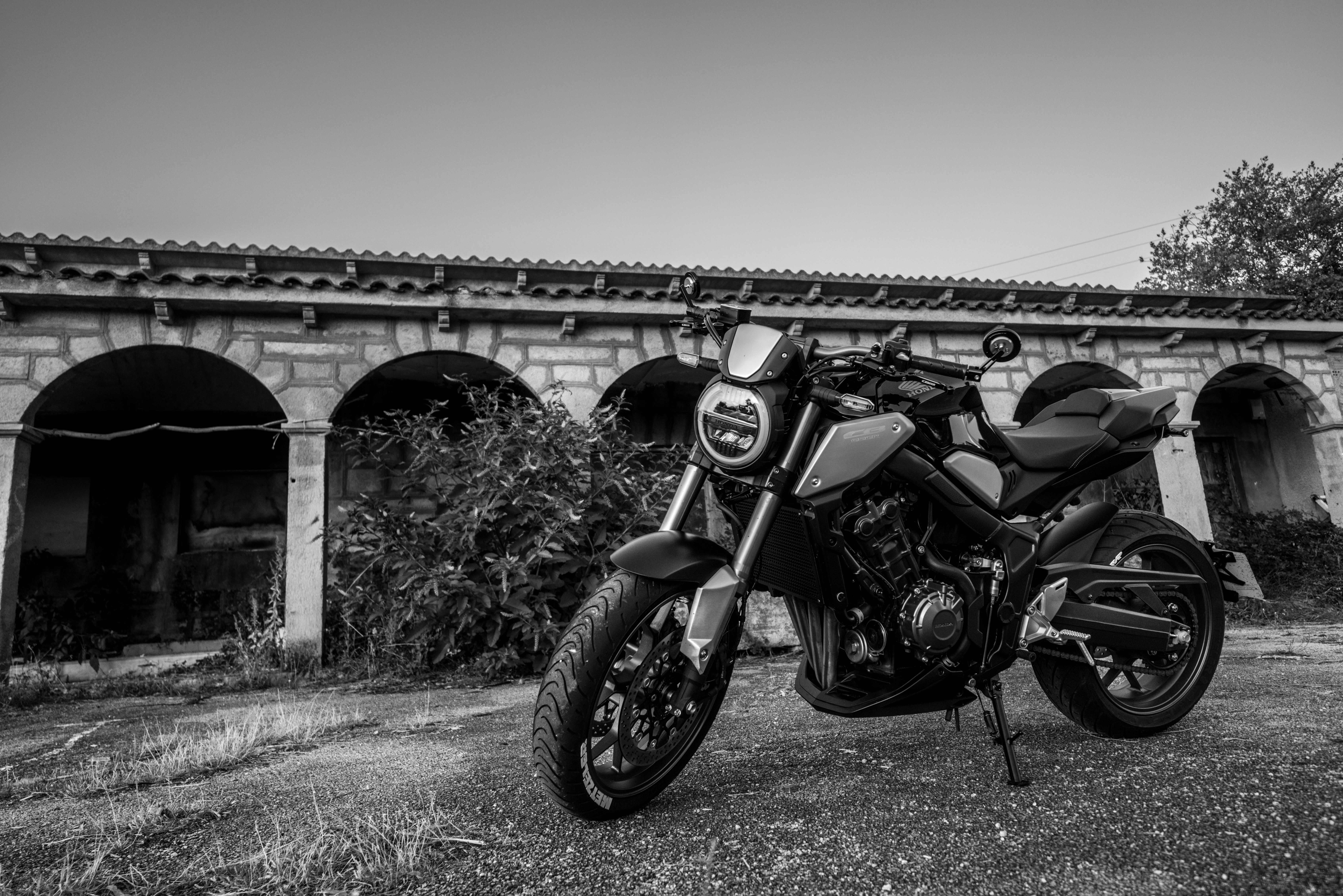 Monochrome Honda CB650R motorcycle HD Wallpaper