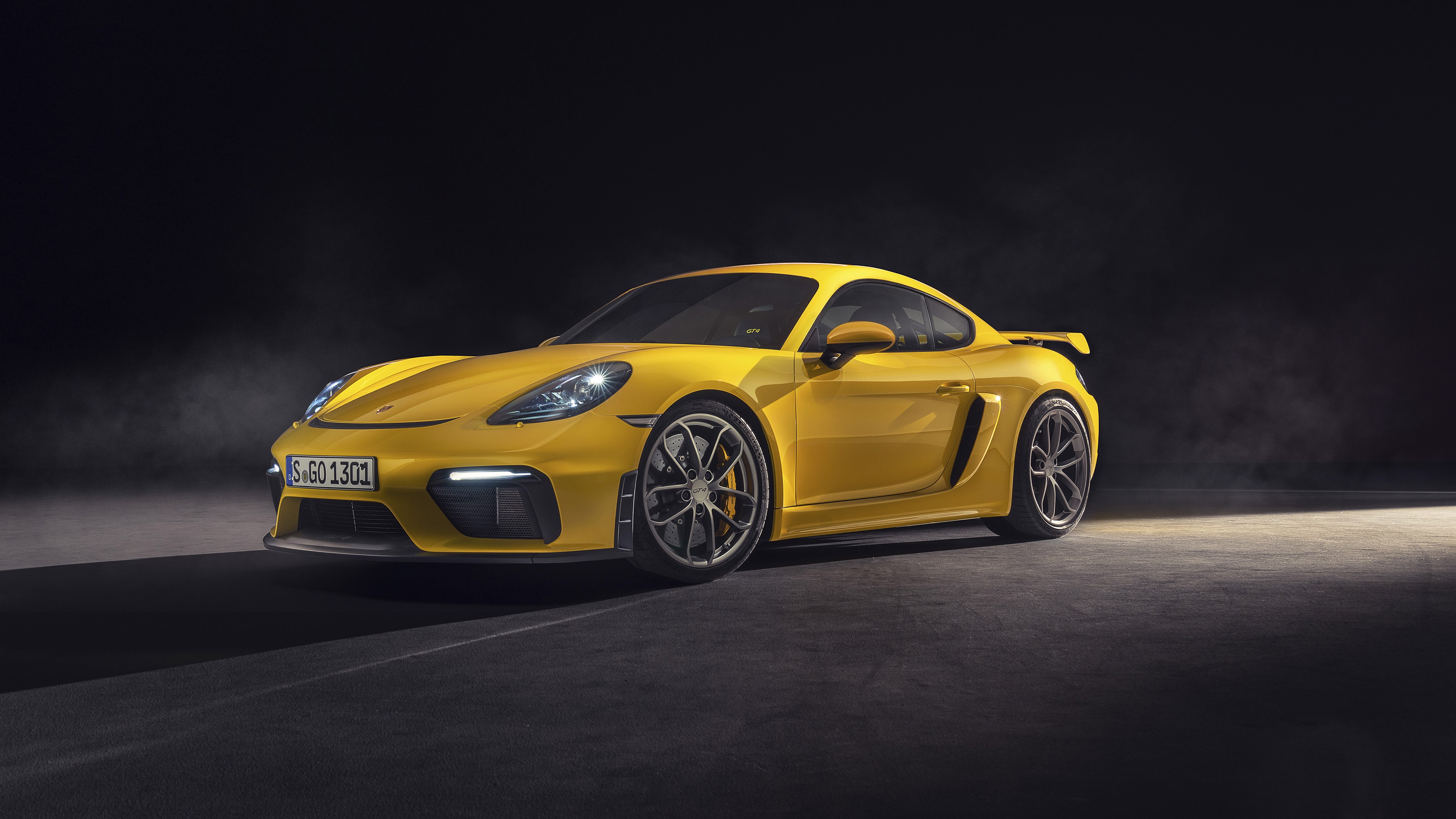 Yellow Porsche 718 Cayman GT4 RS HD Wallpaper