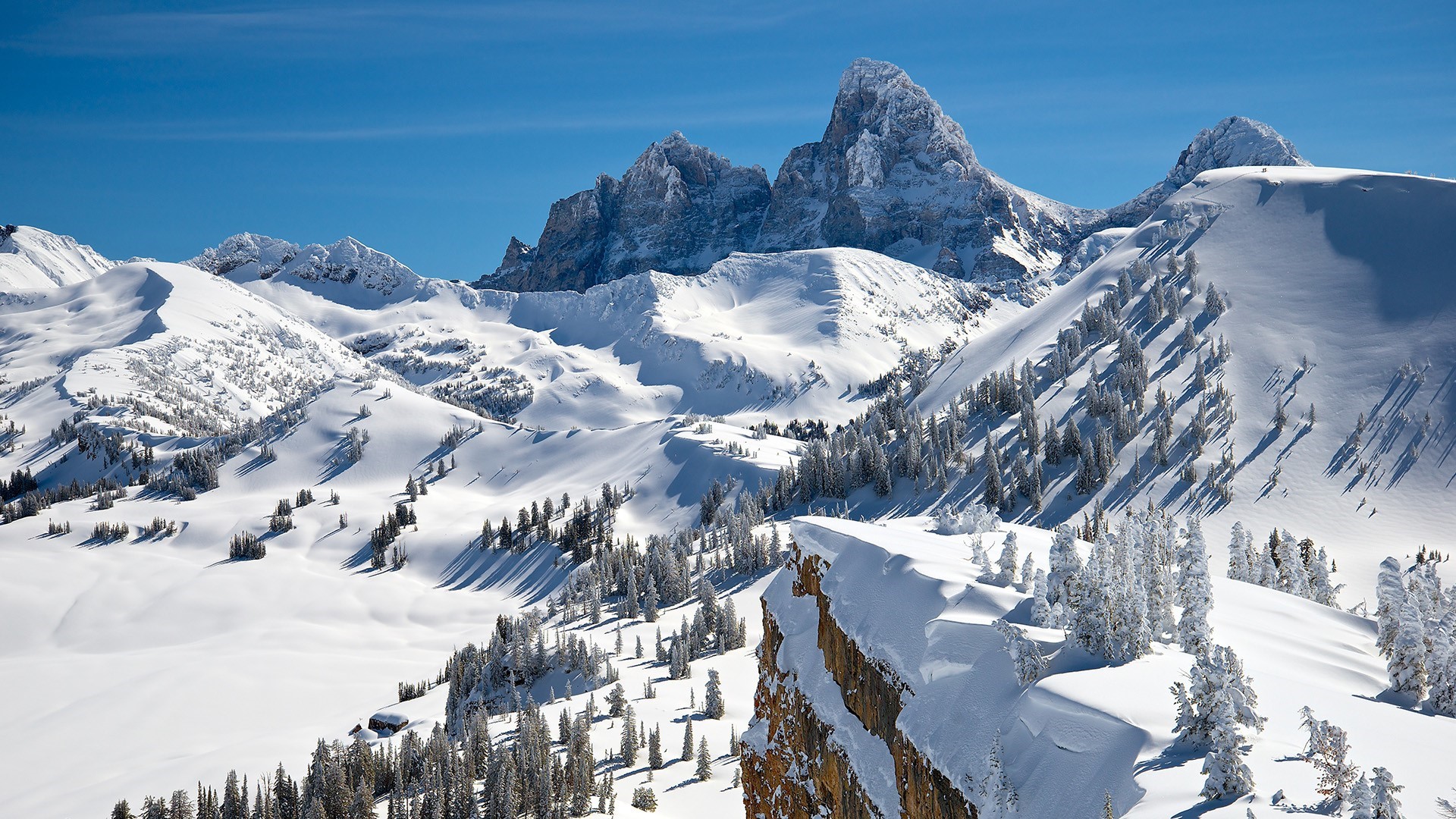 Snowy Teton Mountains in Grand Teton National Park, Wyoming HD Wallpaper