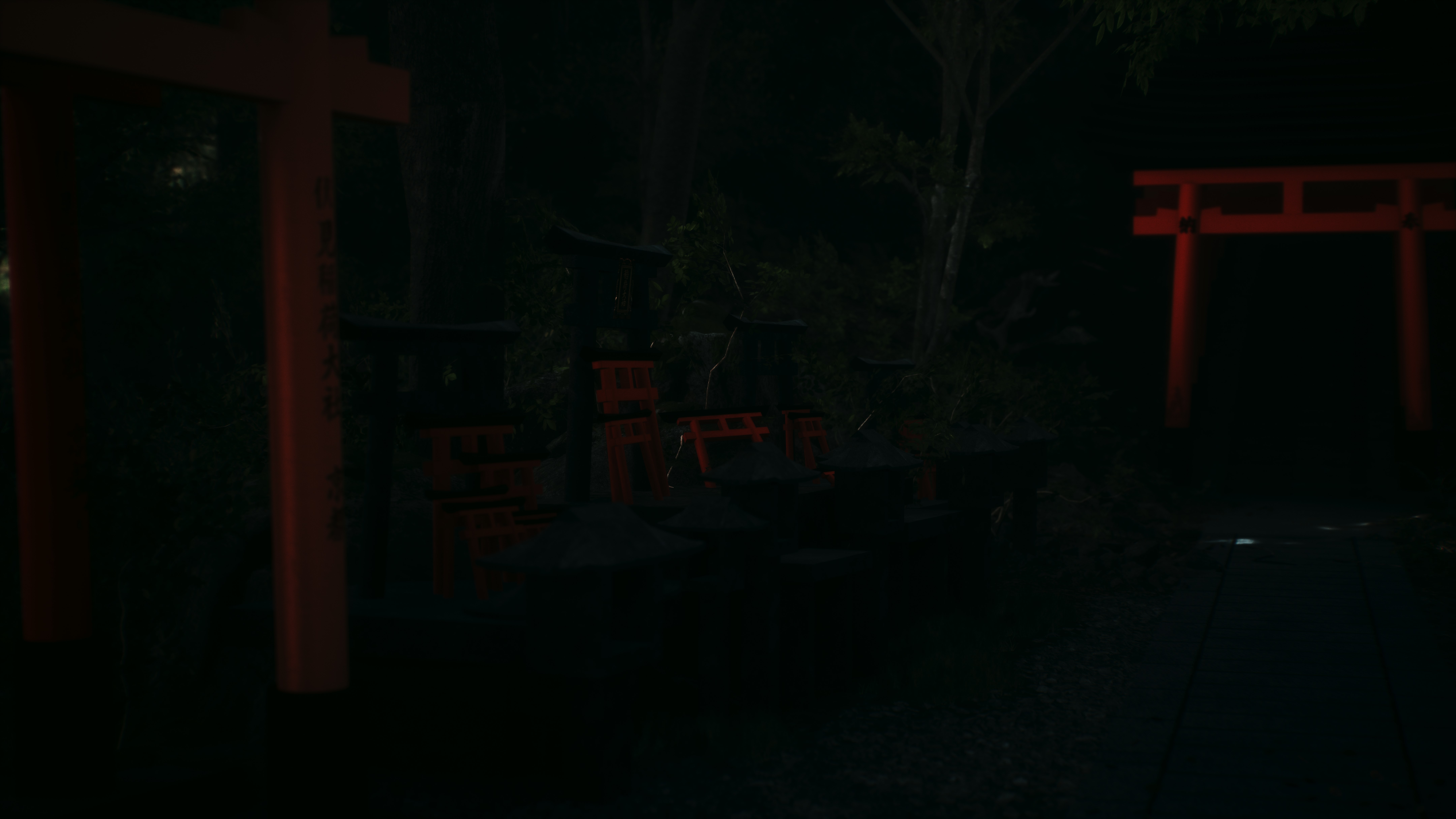Dark Fushimi Inari Shrine with Torii Gates HD Wallpaper
