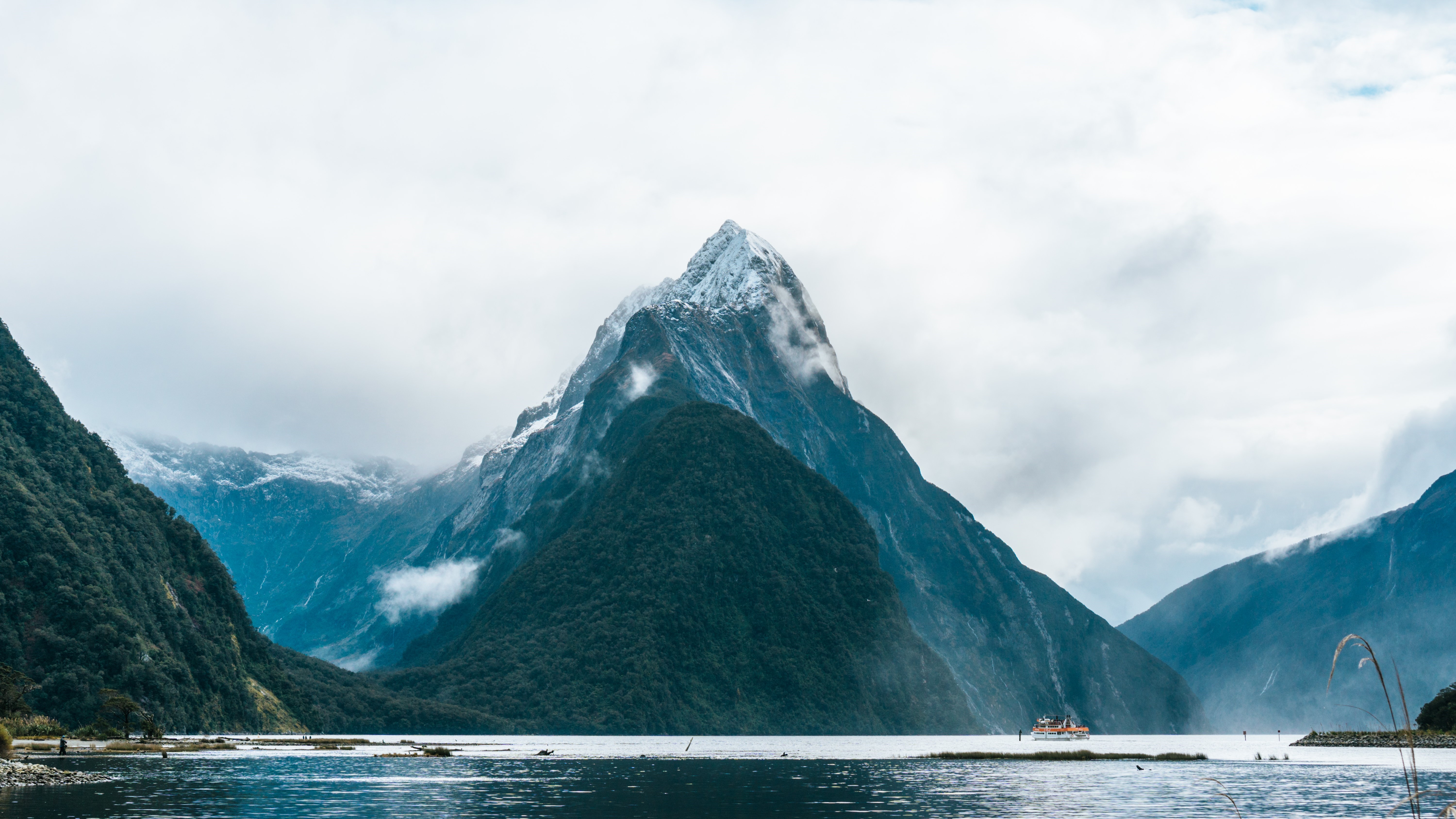 4K Landscape of Mountains in New Zealand HD Wallpaper