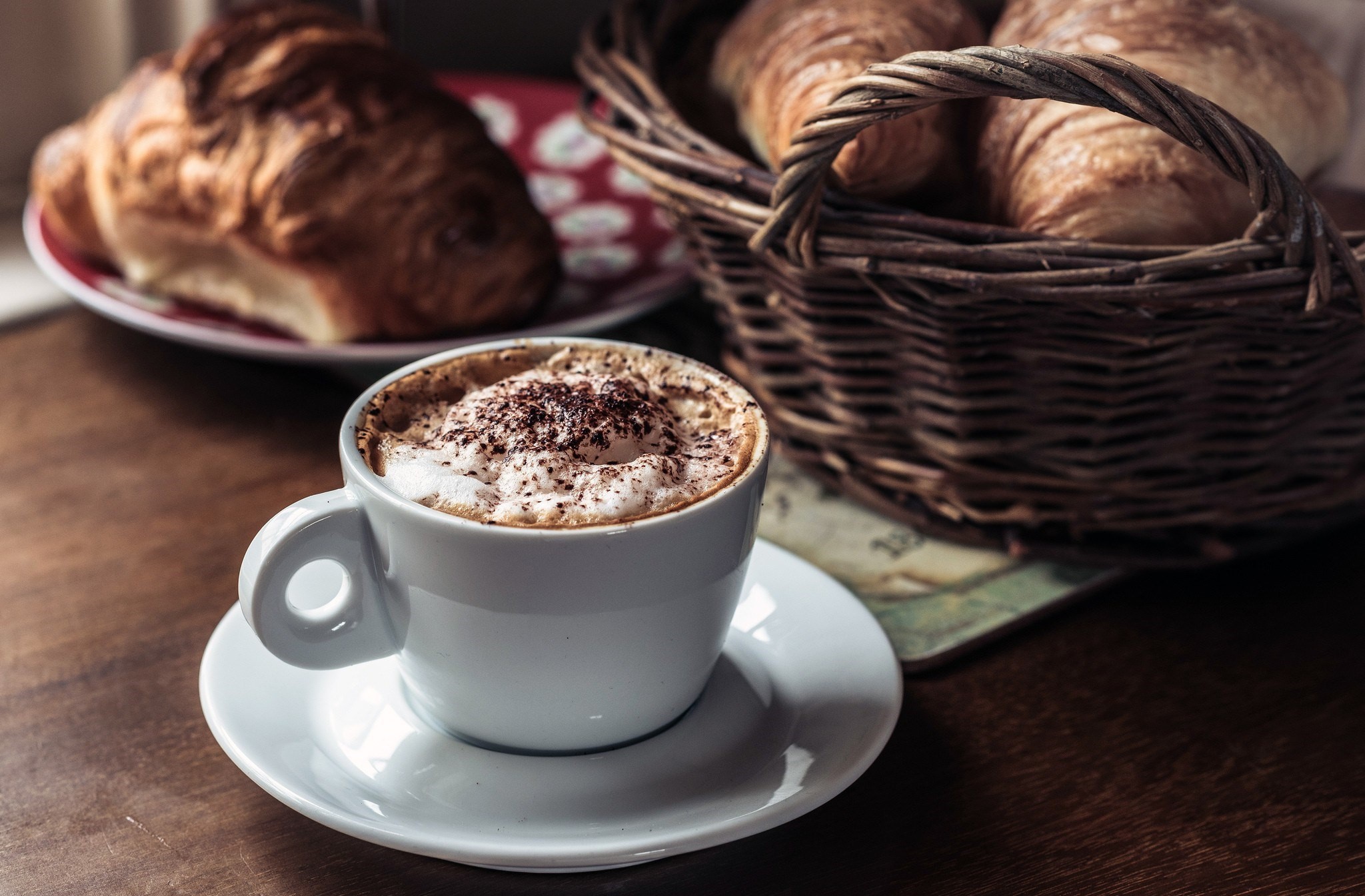 Coffee and croissants on a wooden table HD Wallpaper