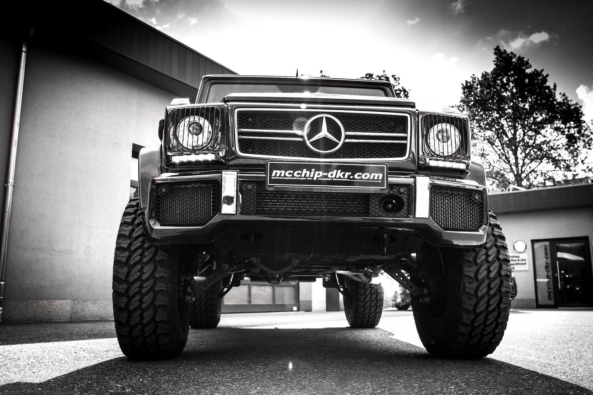 Mercedes-Benz G-Class SUV with custom modifications HD Wallpaper